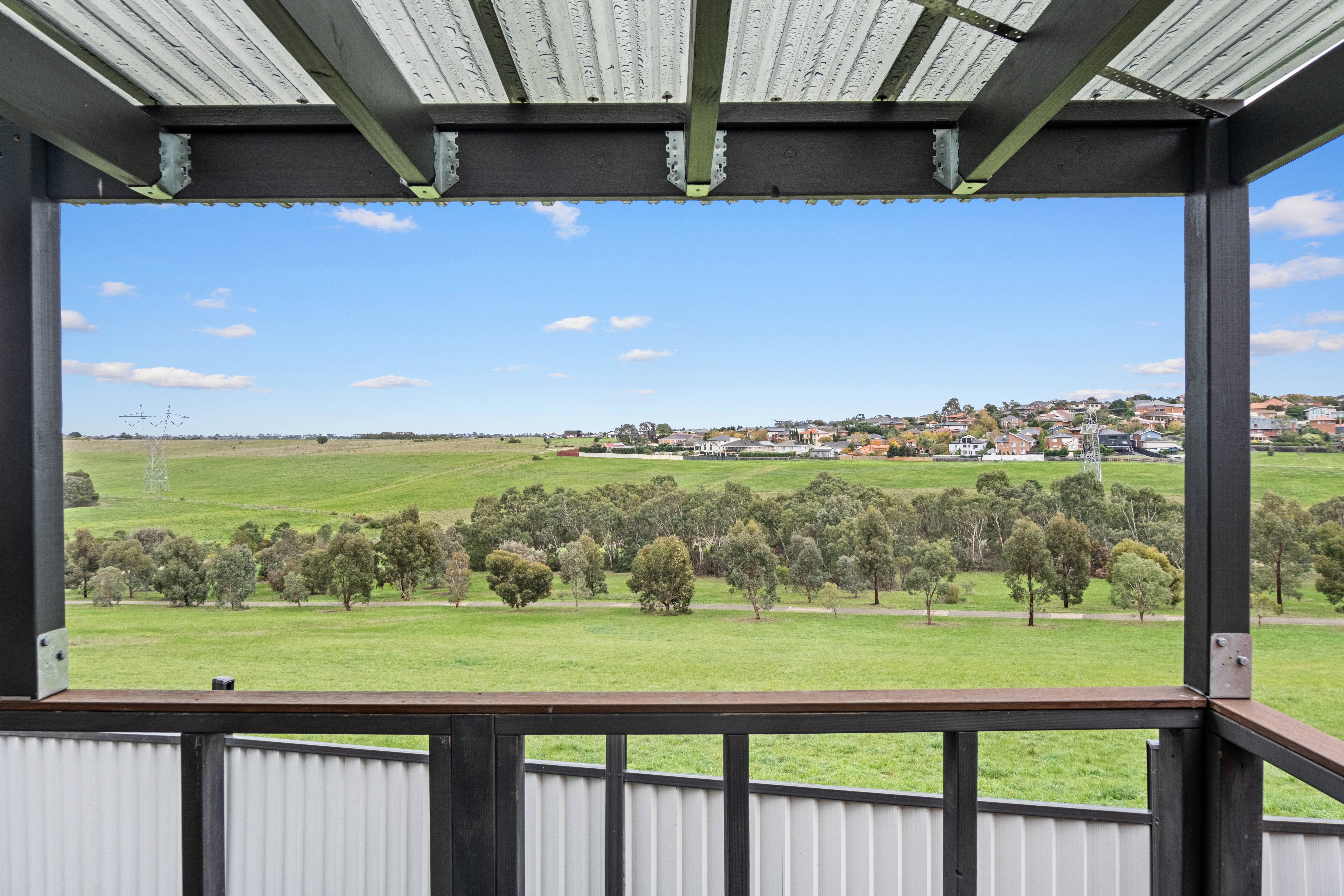 3-bedroom unit at 6/31 Rokewood Crescent, Meadow Heights, VIC 3048, Hume, Victoria