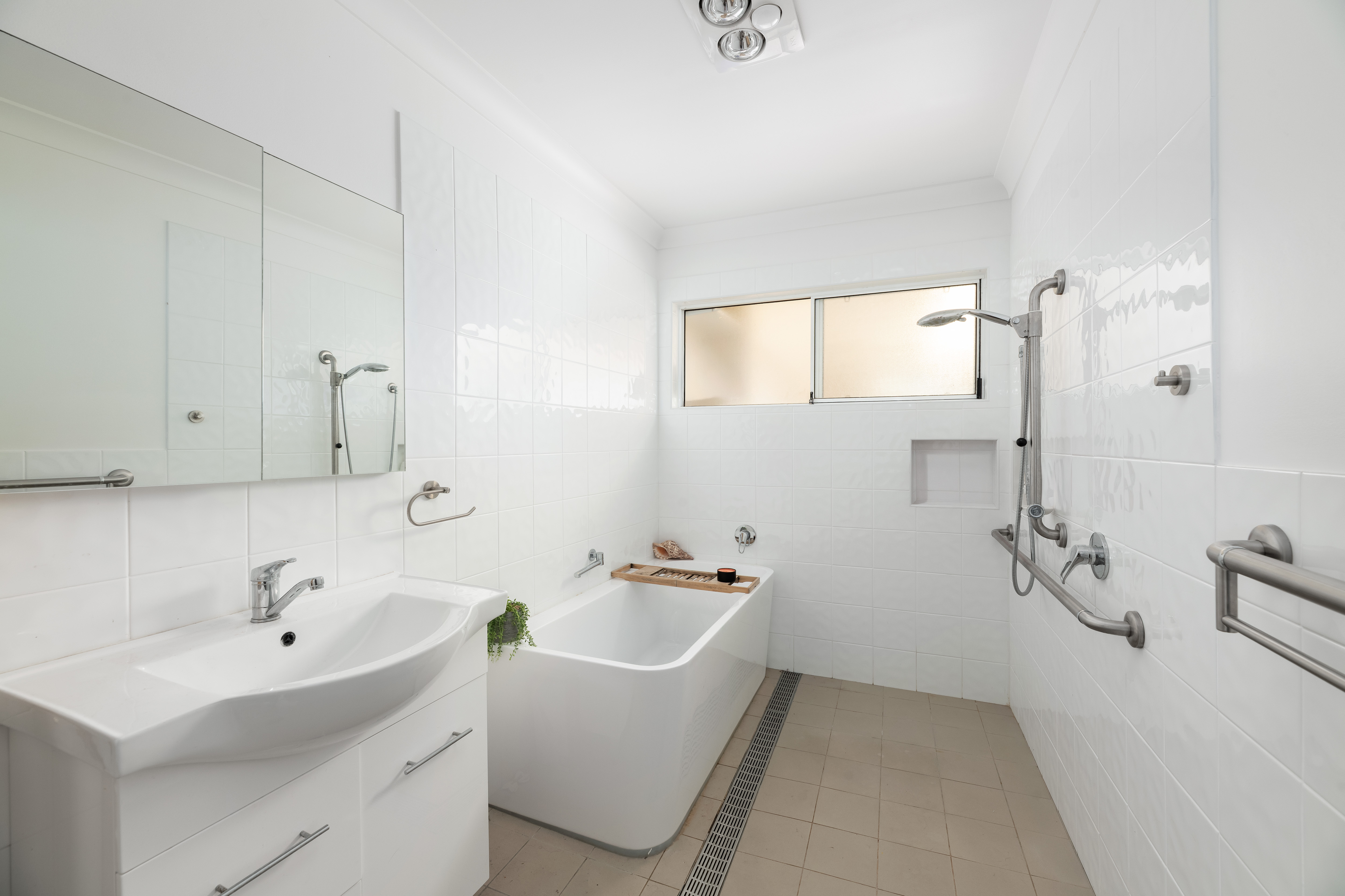 4-bedroom house at 4 Otford Road, Helensburgh, NSW 2508, , New South Wales