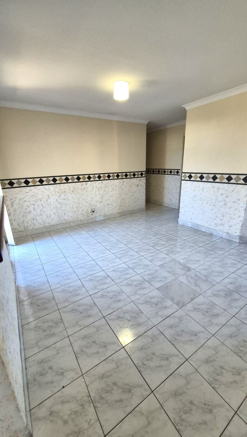 3-bedroom unit at UNIT 3 7 THORNTON RETREAT, Kinross WA 6028, Joondalup, Western Australia