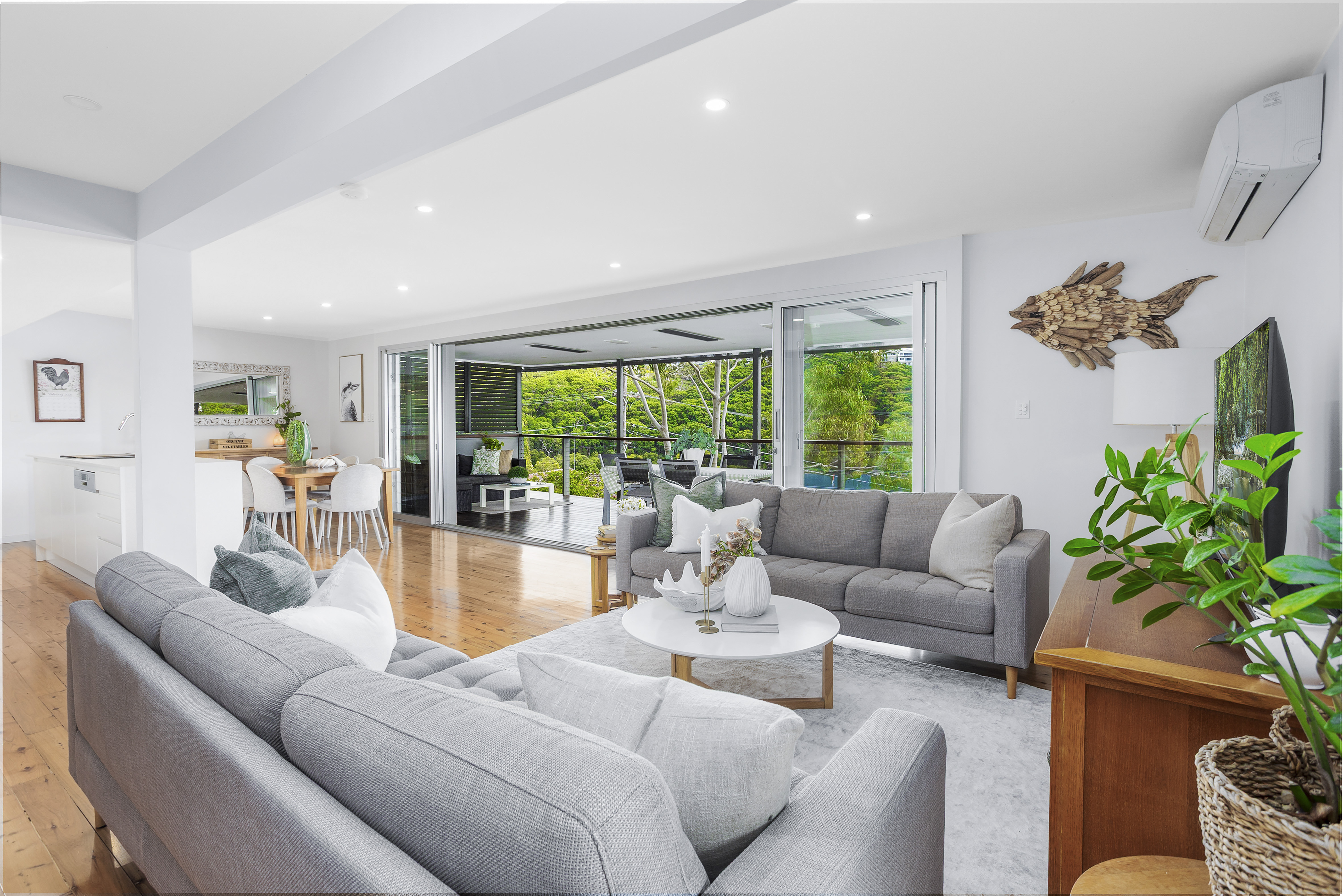 4-bedroom house at 127 Lower Washington Drive, Bonnet Bay, NSW 2226, Sutherland, New South Wales