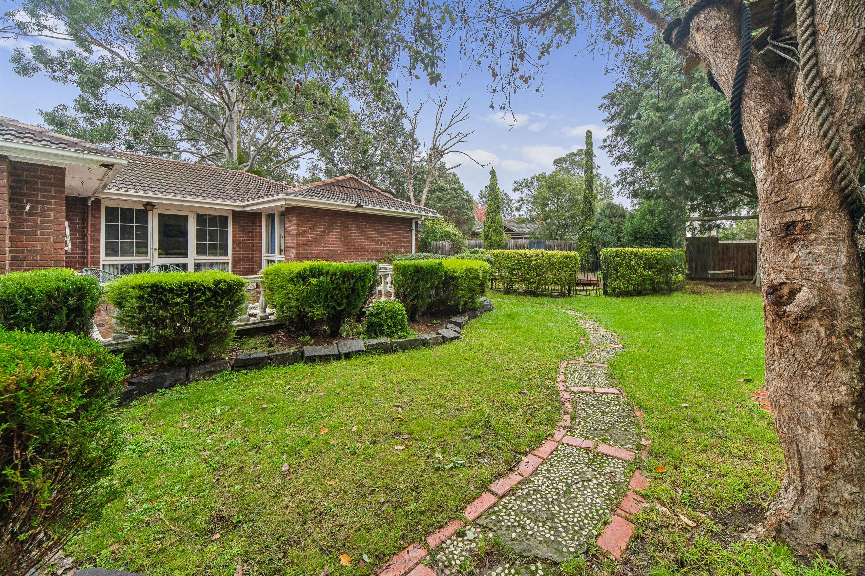10 Bundarra Court, Vermont South, VIC 3133 - Image 5