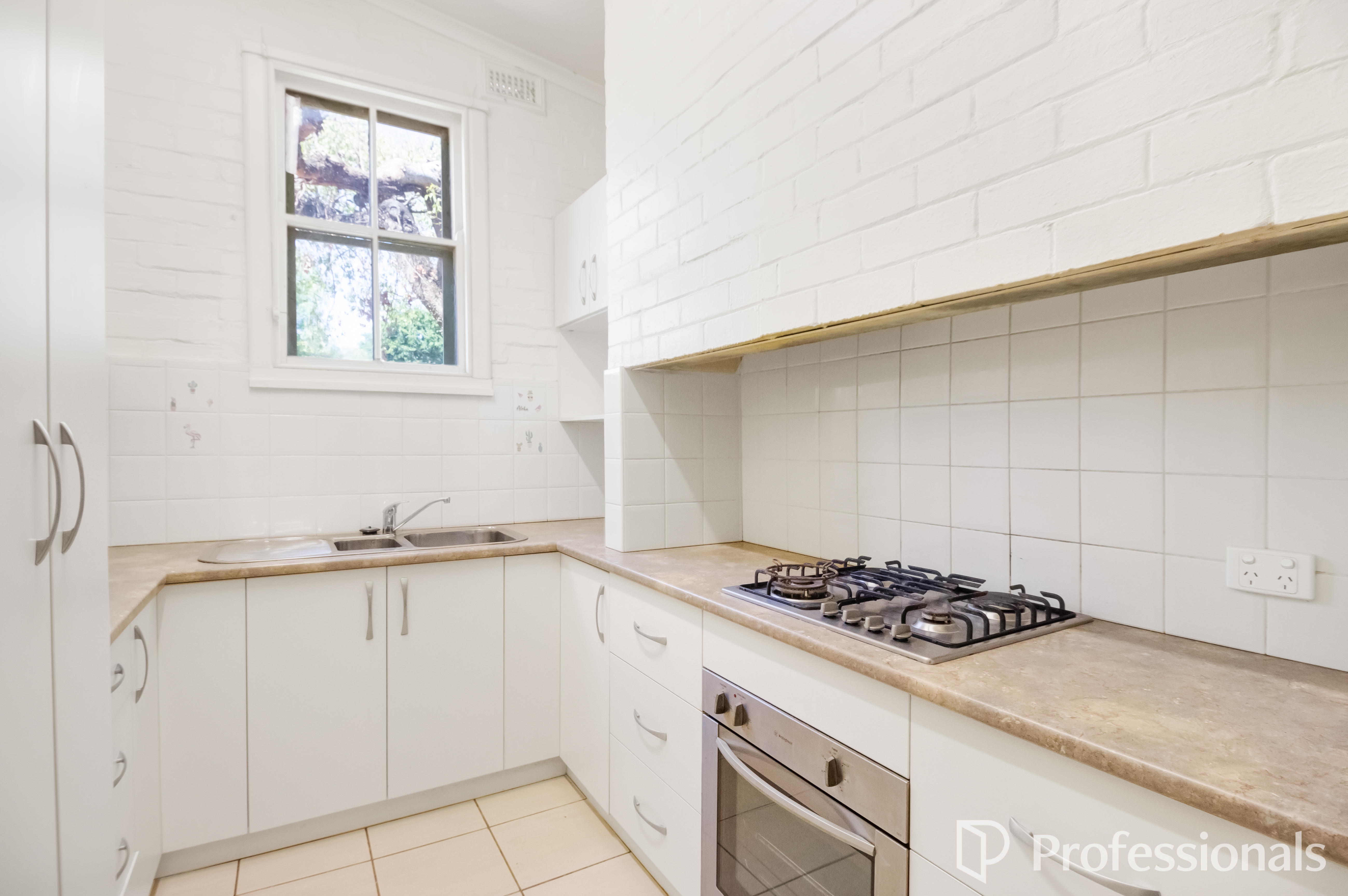 5-bedroom unit at 60 Flinders Street, Wagga Wagga, Nsw, 2650, Wagga Wagga, New South Wales