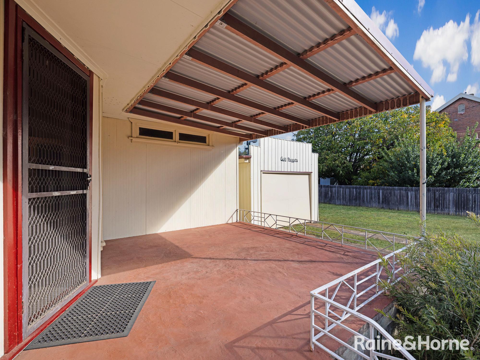 3-bedroom house at GOLD NUGGERTS 33 DENISON STREET, SOFALA NSW 2795, Bathurst, New South Wales