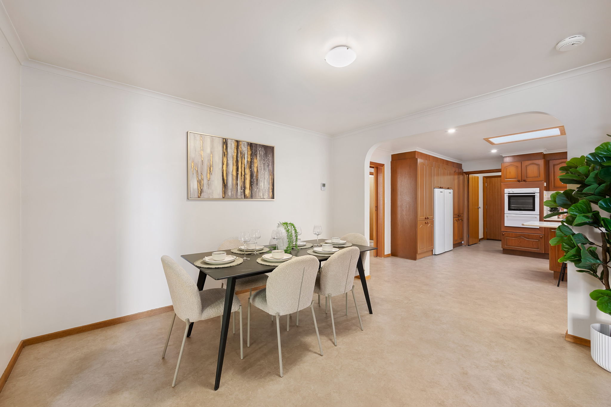 63 Thompson Circuit, Mill Park, VIC 3082 - Image 4
