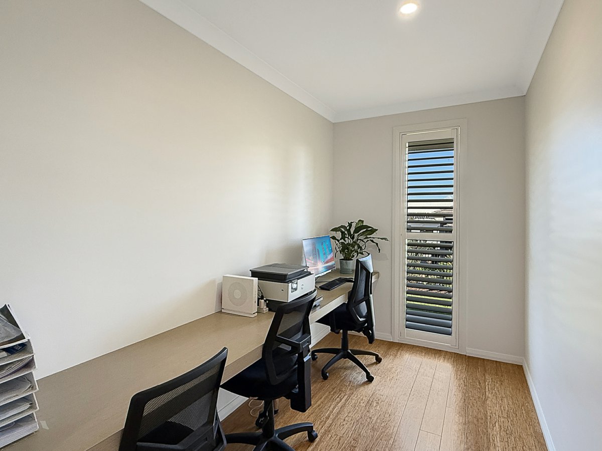 4-bedroom house at 15 Rengor Close, Belmont North, NSW 2280, , New South Wales