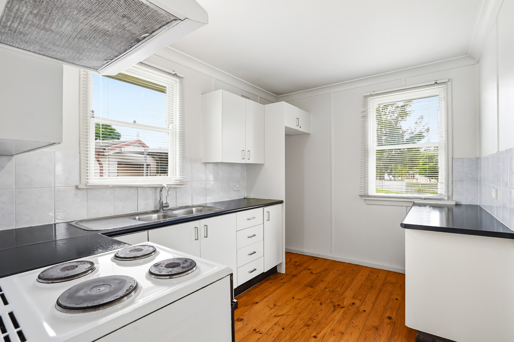 15 Palau Crescent, Lethbridge Park, NSW 2770 - Image 3