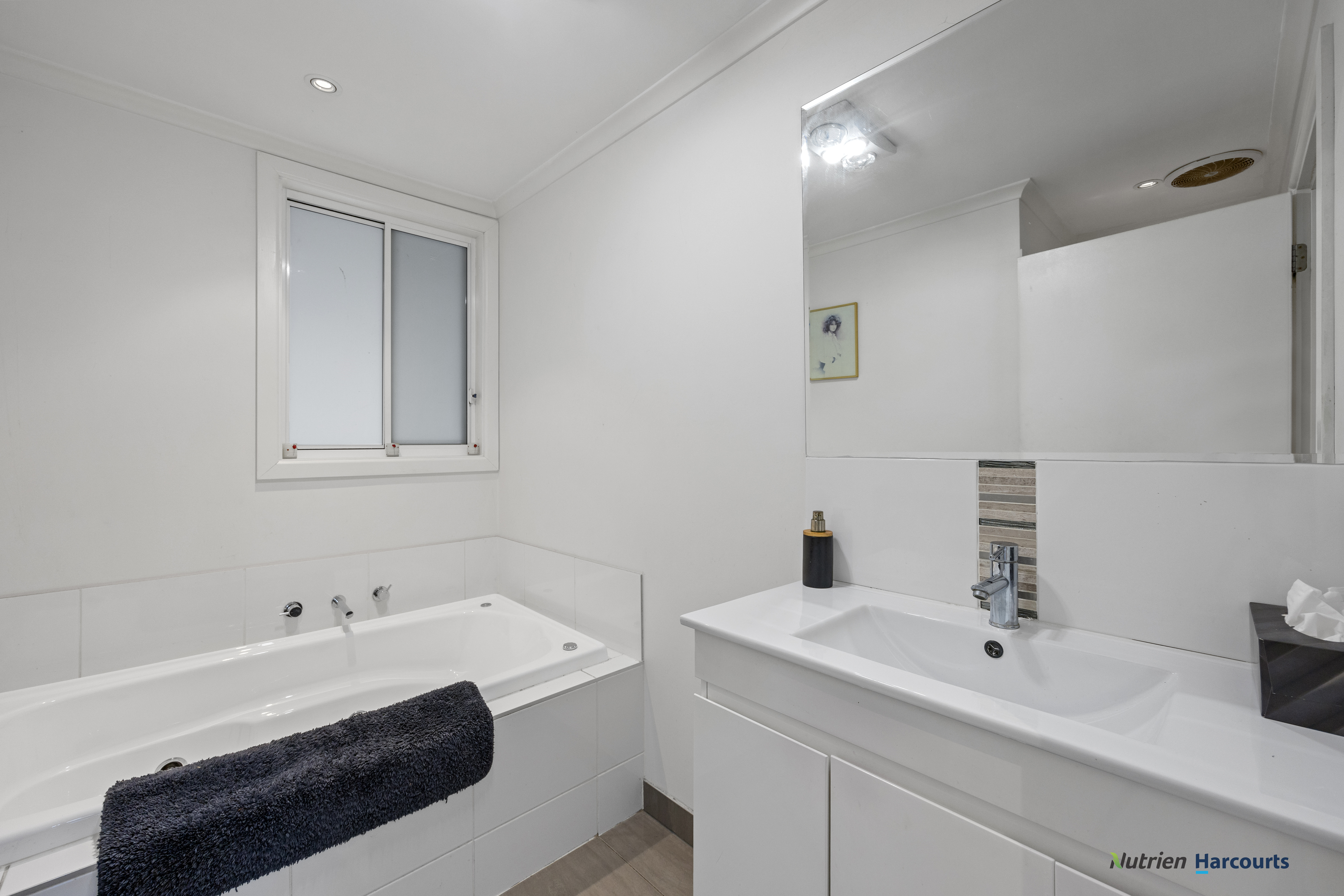 3-bedroom house at 15 Eighth Street, Eildon, VIC 3713, Murrindindi, Victoria