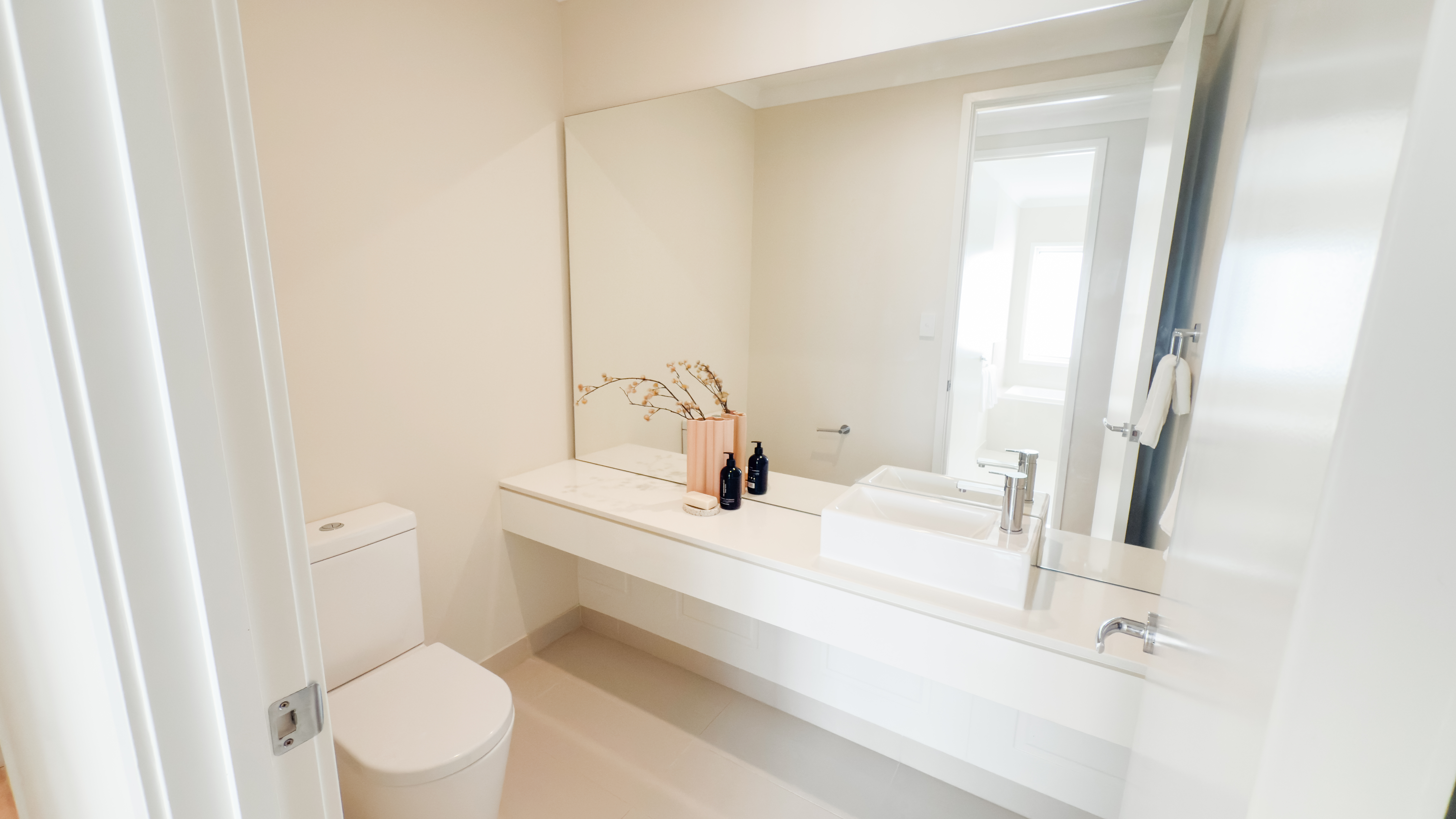 13 Bridgewater Crs, Redland Bay, Qld, 4165 - Image 10