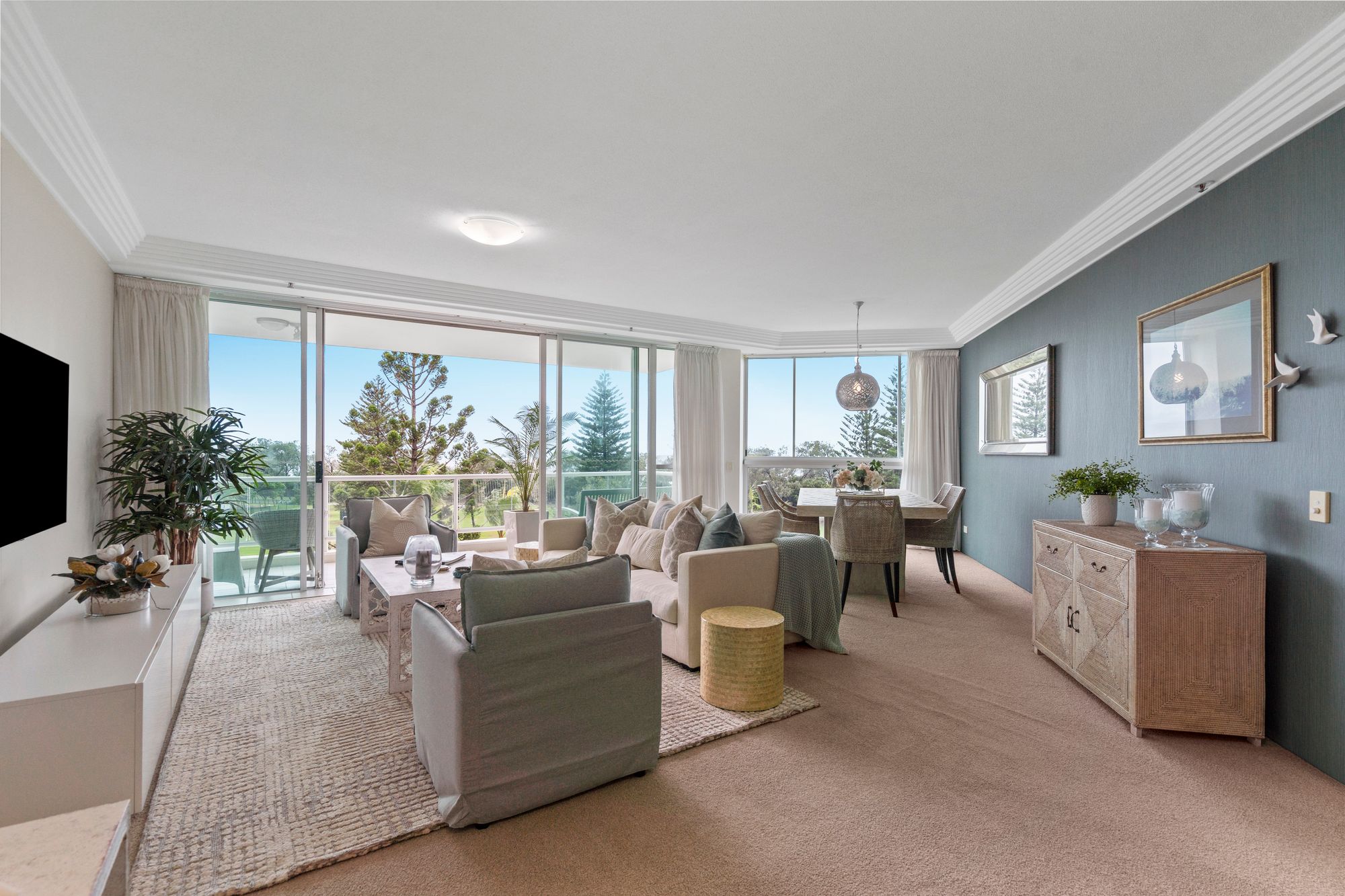 18 177 OLD BURLEIGH ROAD, BROADBEACH QLD 4218 - Image 2