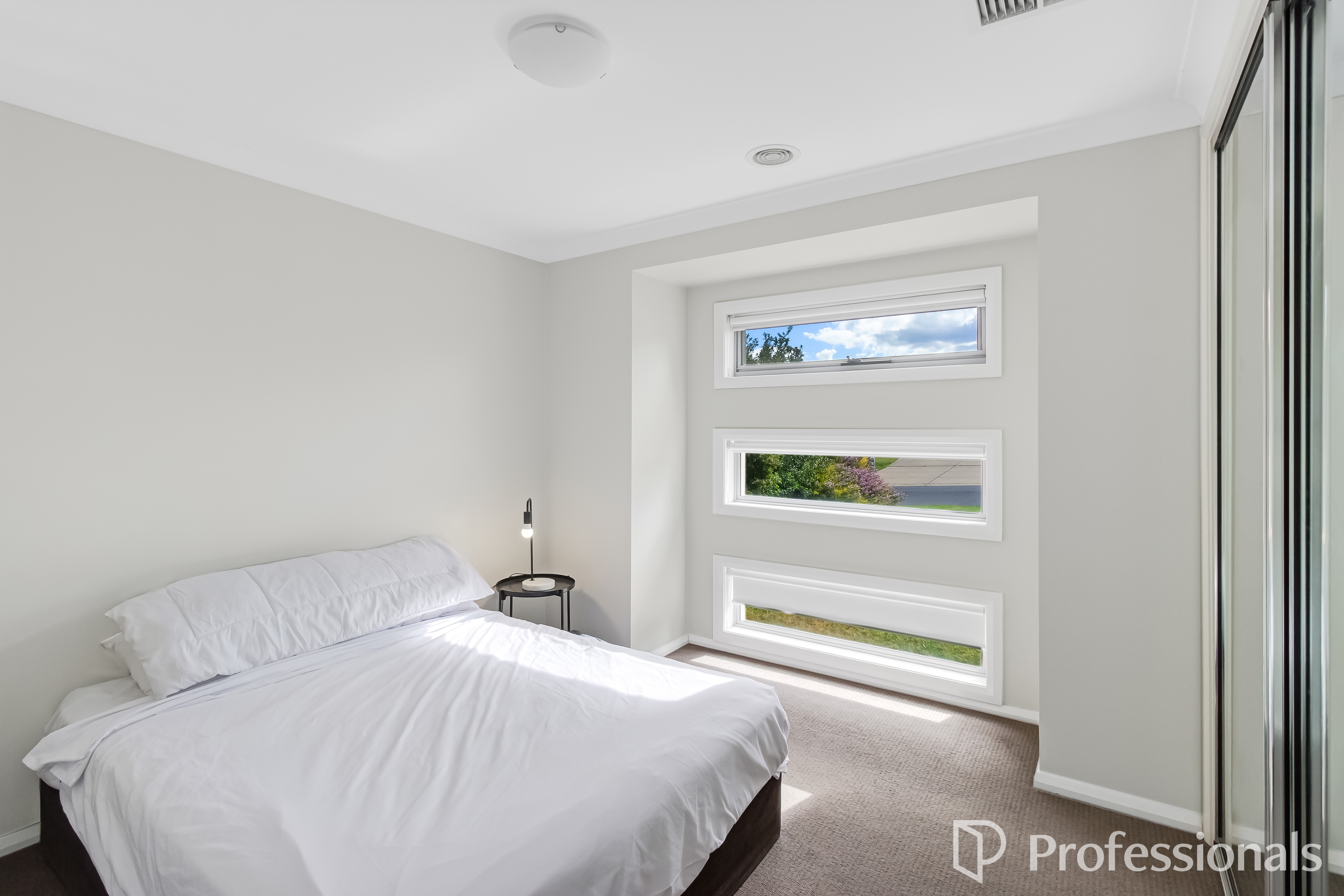 3-bedroom house at 52 Messenger Avenue, Boorooma, NSW 2650, Wagga Wagga, New South Wales