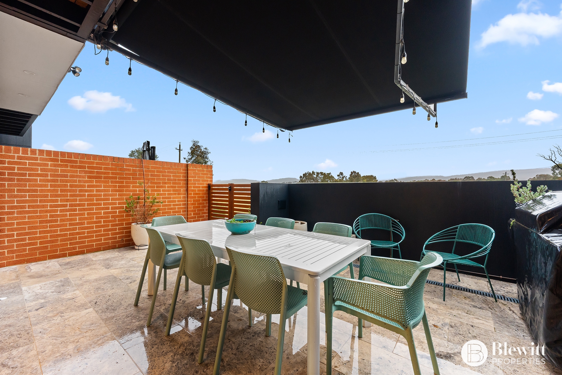 4-bedroom unit at UNIT 3 AVANI 1 ROWLAND REES CRESCENT, Greenway ACT 2900, Unincorporated Act, Australian Capital Territory
