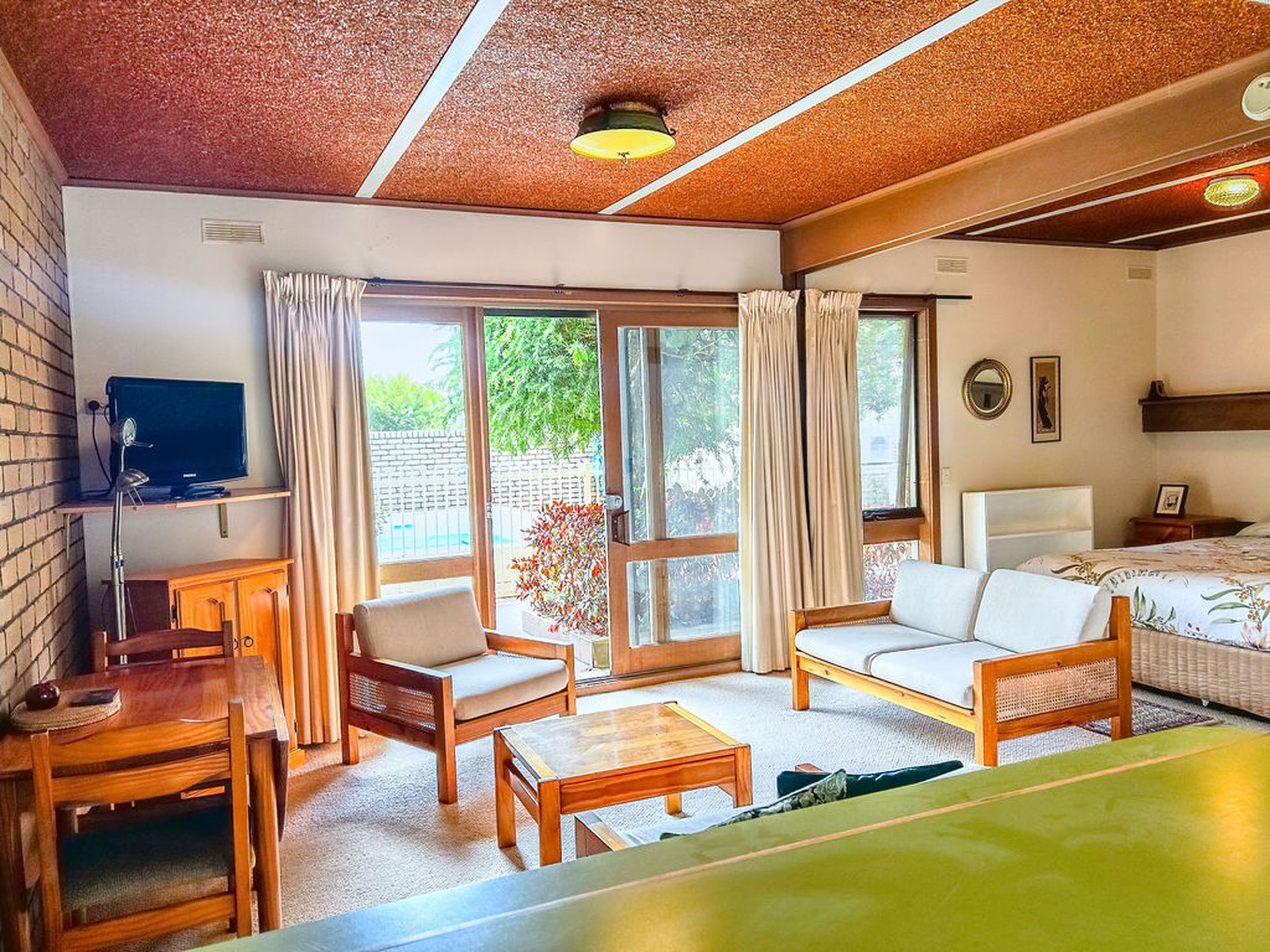 1-bedroom unit at 5 6-8 BUCKLAND DRIVE, MALLACOOTA VIC 3892, East Gippsland, Victoria