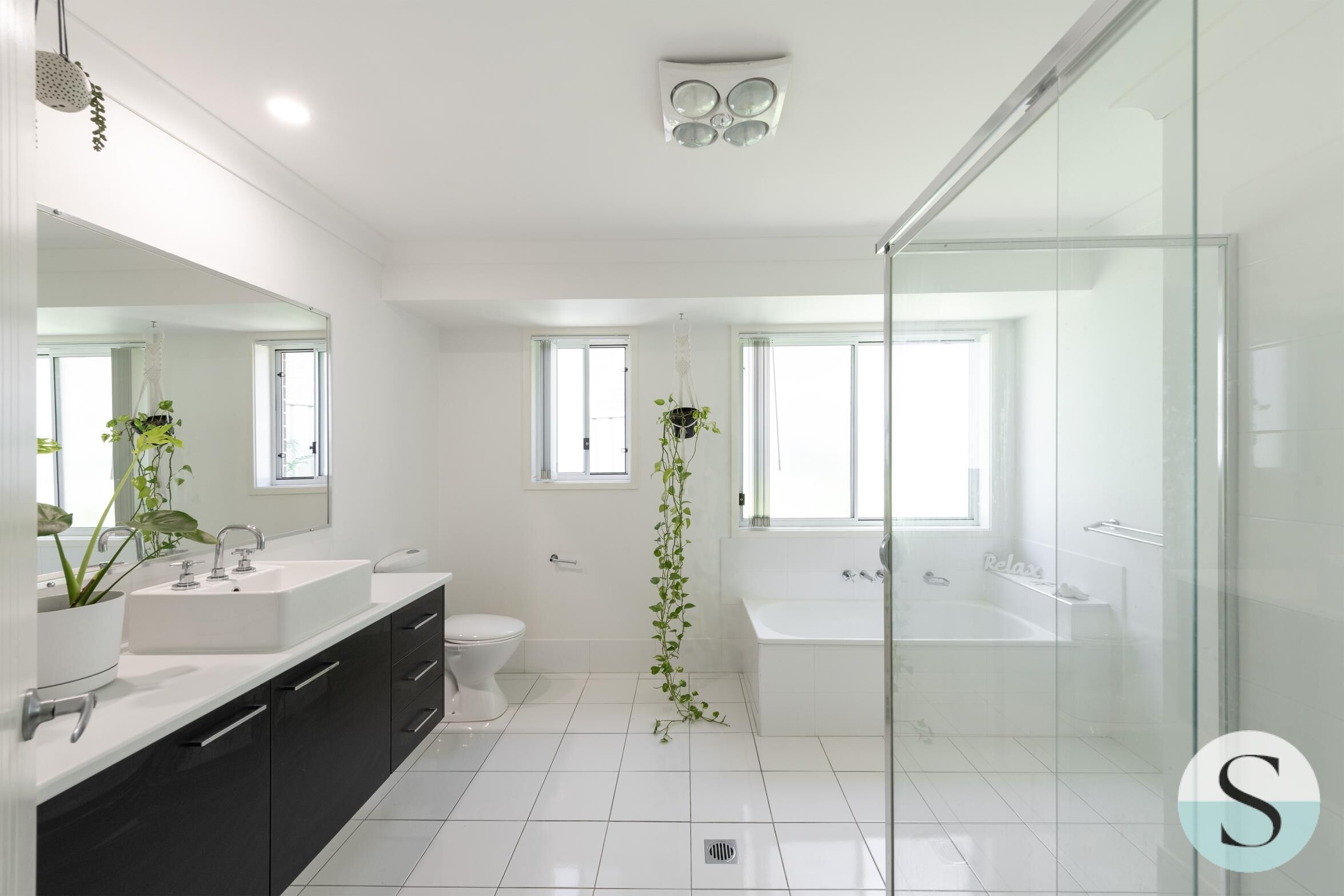 4-bedroom house at 11 Halyard Way, Belmont, NSW 2280, , New South Wales