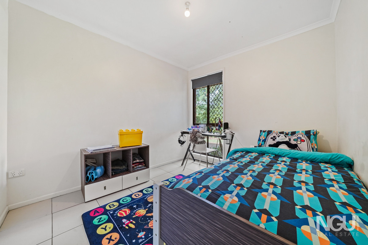 10 EMPEROR COURT, Kingston QLD 4114 - Image 9