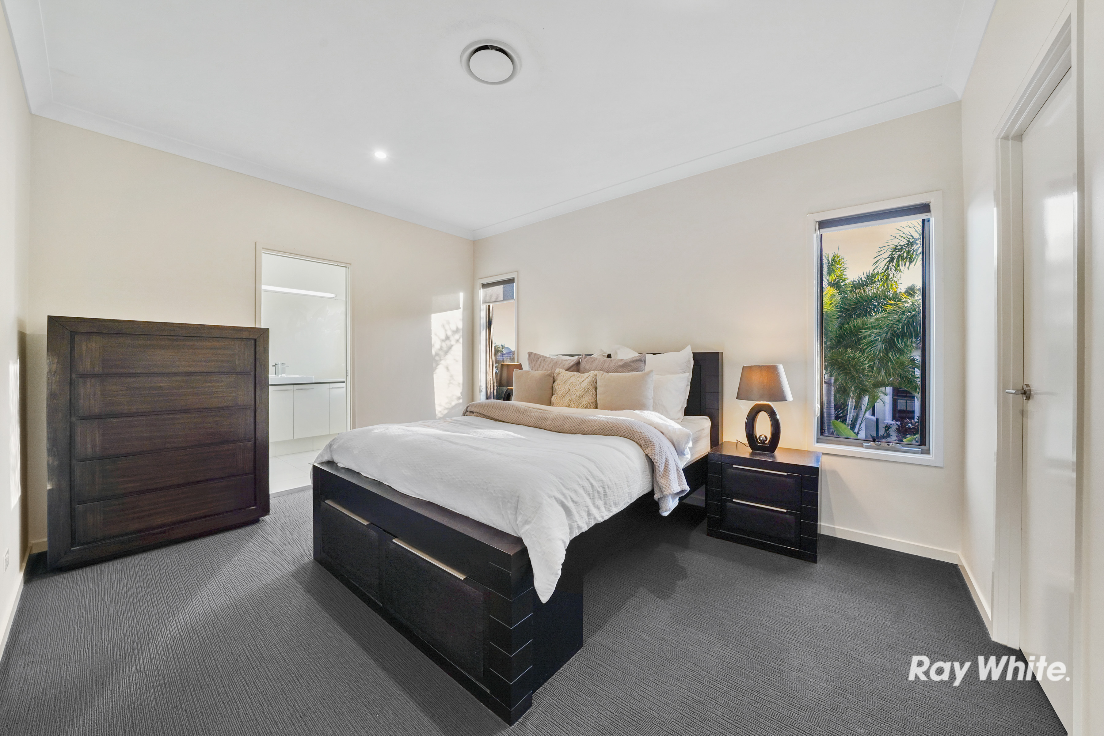 5-bedroom house at 25 Lynette Way, Daisy Hill, QLD 4127, Logan, Queensland