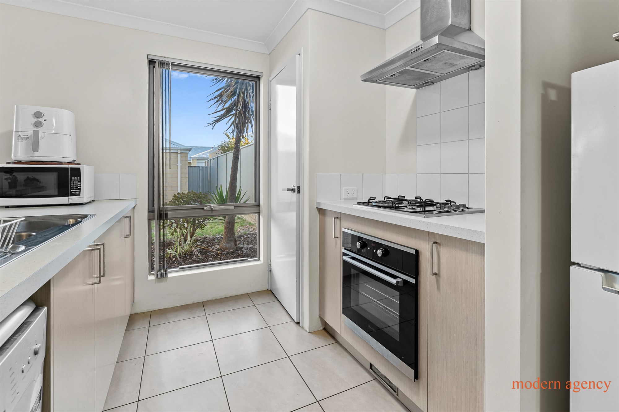 41 SHOREHAVEN BOULEVARD, Alkimos WA 6038 - Image 2