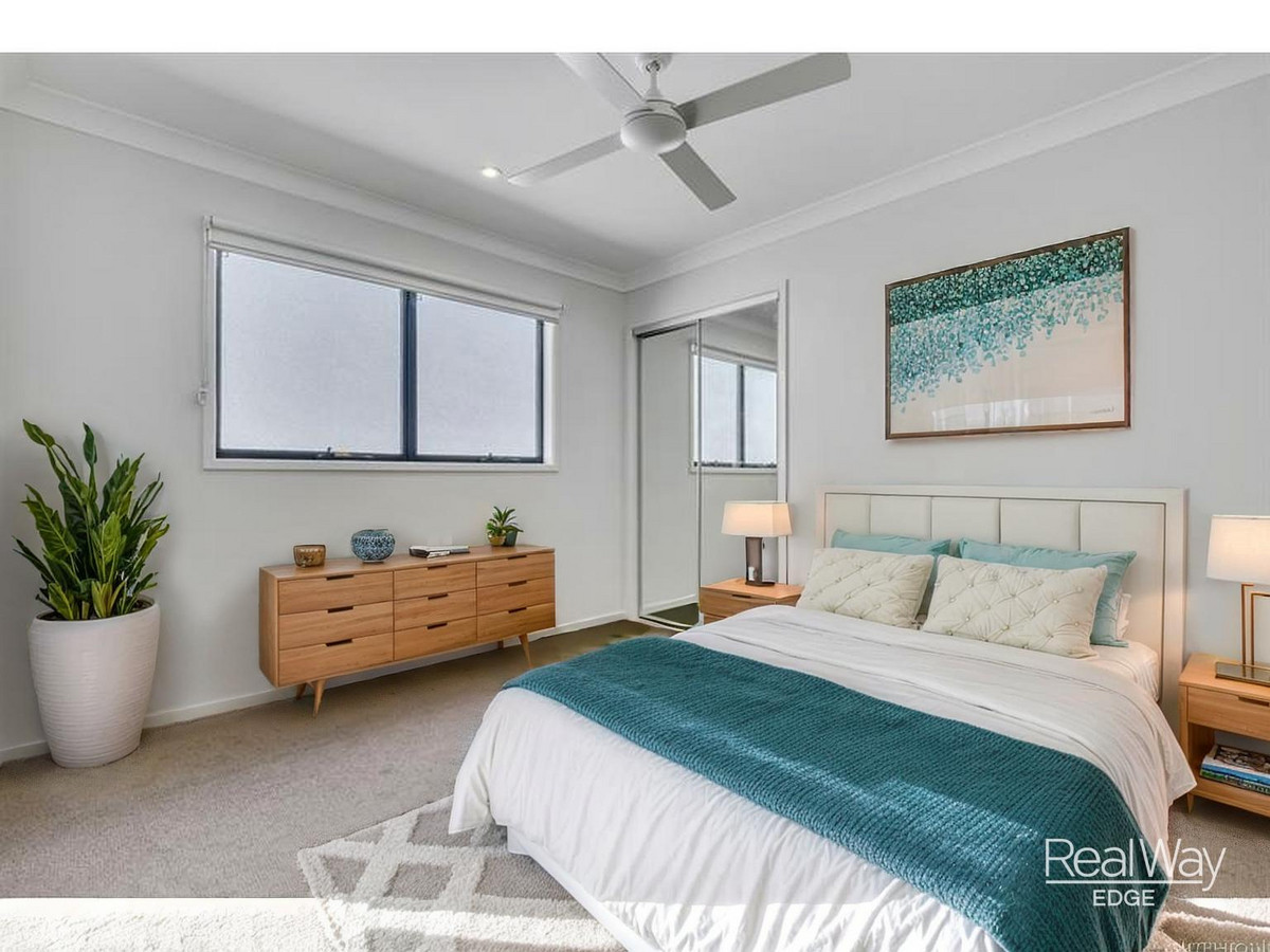 48 SOLAR CIRCUIT, Spring Mountain QLD 4300 - Image 7