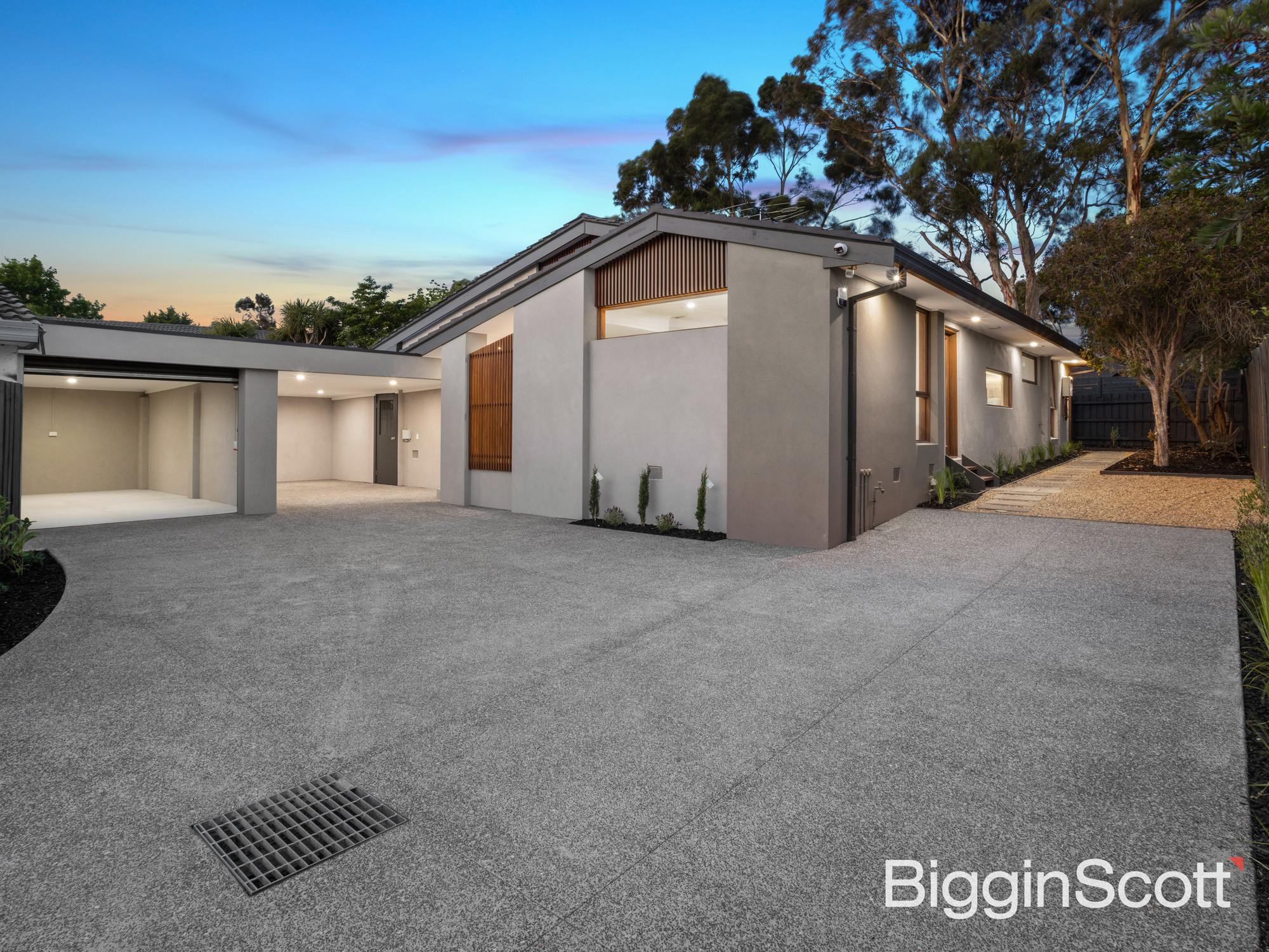 2/23 Kardella Lane, Mount Eliza, VIC 3930 - Image 1