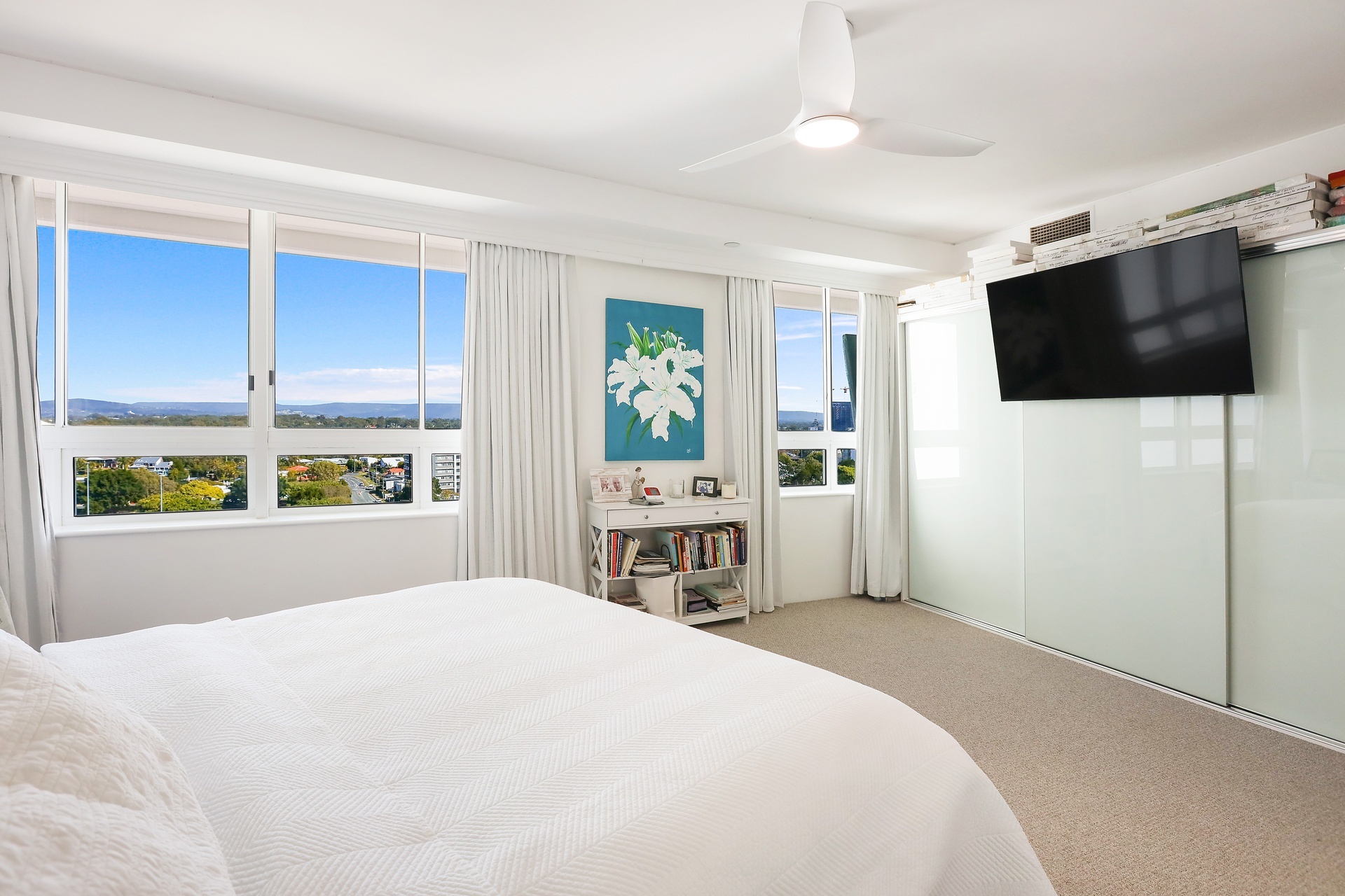 14 75 BRIGHTON PARADE, SOUTHPORT QLD 4215 - Image 9