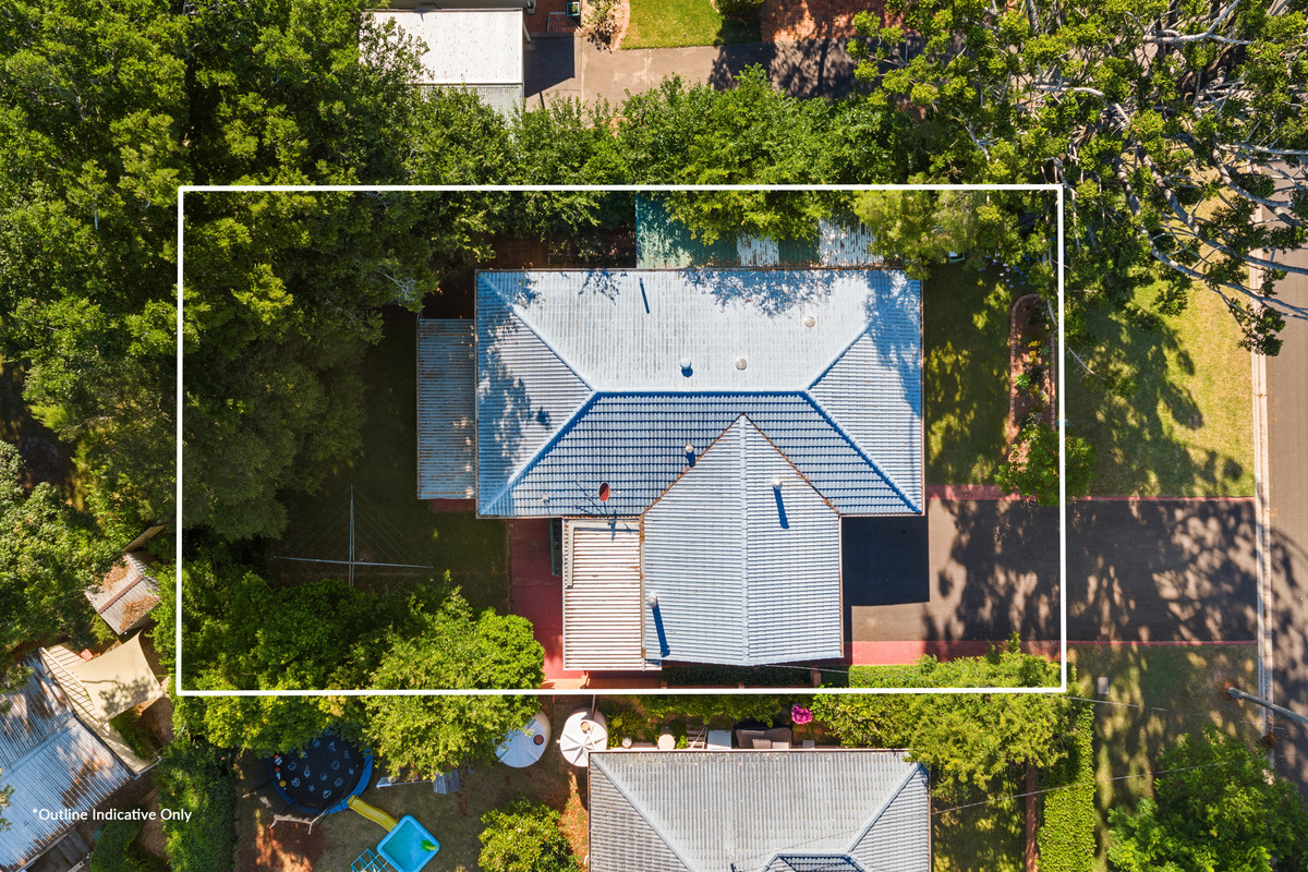 3-bedroom house at 28 Jellicoe Street, Mount Lofty, QLD 4350, Toowoomba, Queensland