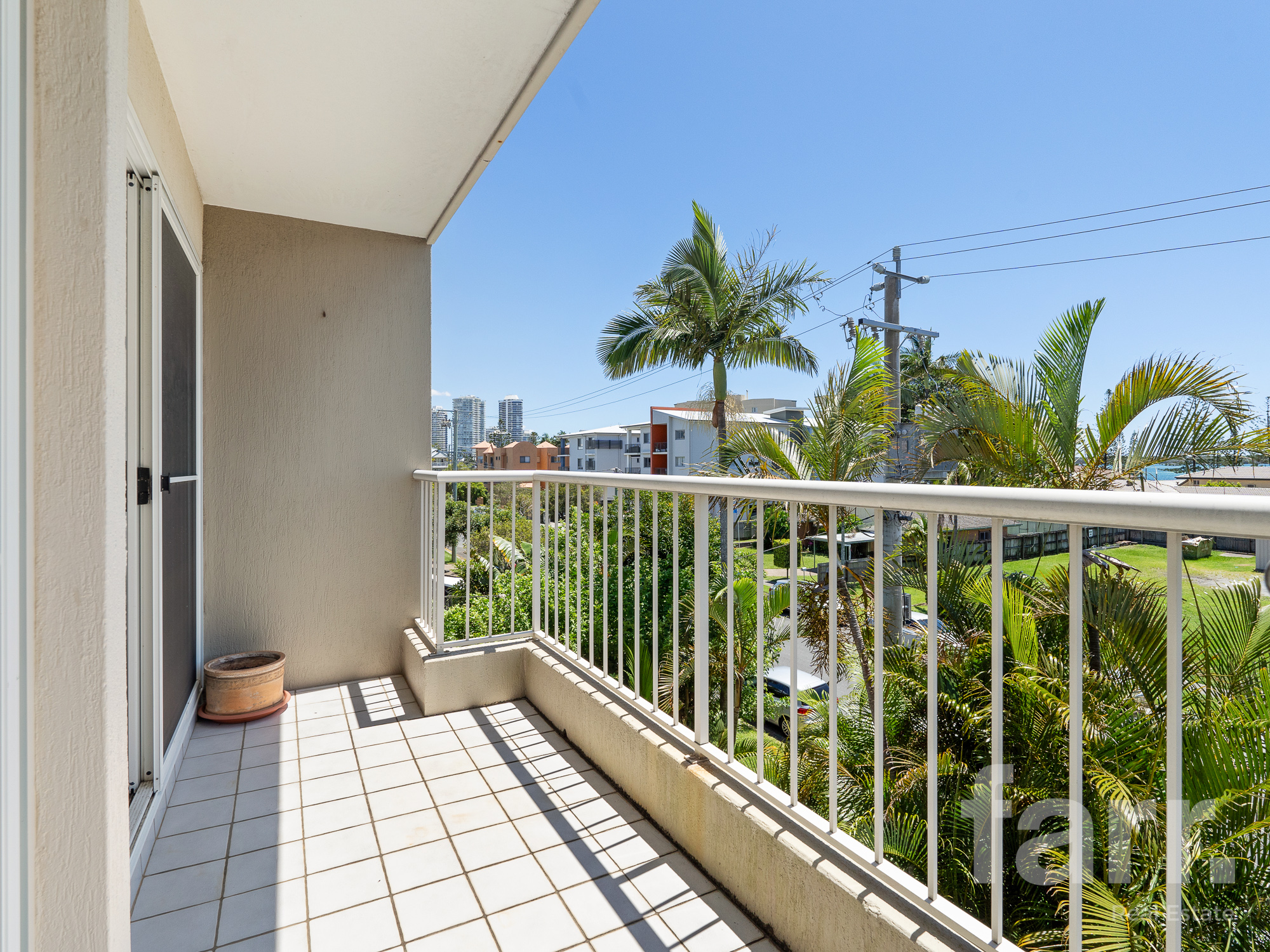 9/72 Brighton Street, Biggera Waters, QLD 4216 - Image 1