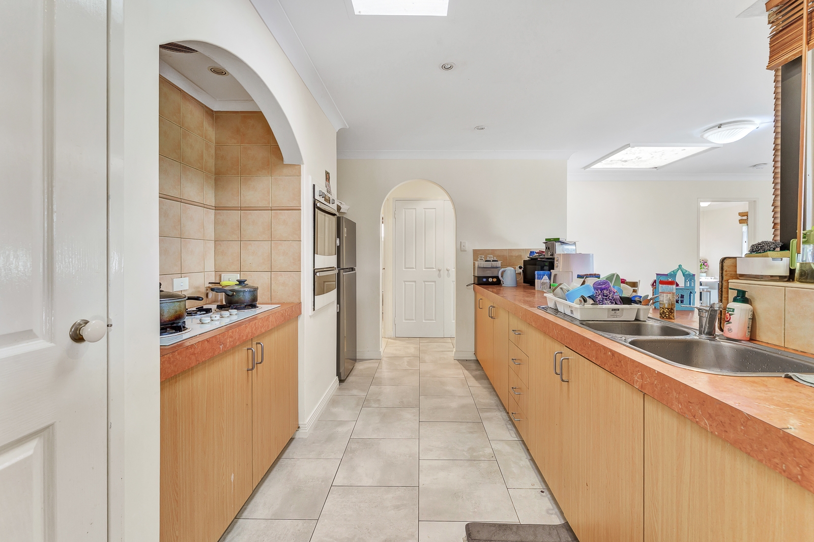 10 Beete Place, Beechboro, WA 6063 - Image 10