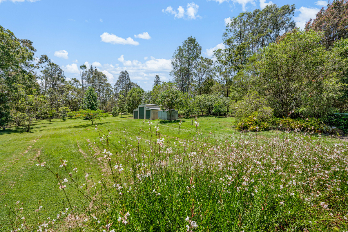 5-bedroom house at 122-124 IRONBARK DRIVE, Woodford QLD 4514, , Queensland
