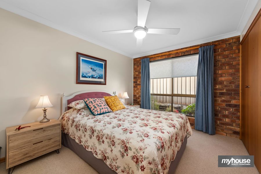 16 STUMM STREET, Kearneys Spring QLD 4350 - Image 10