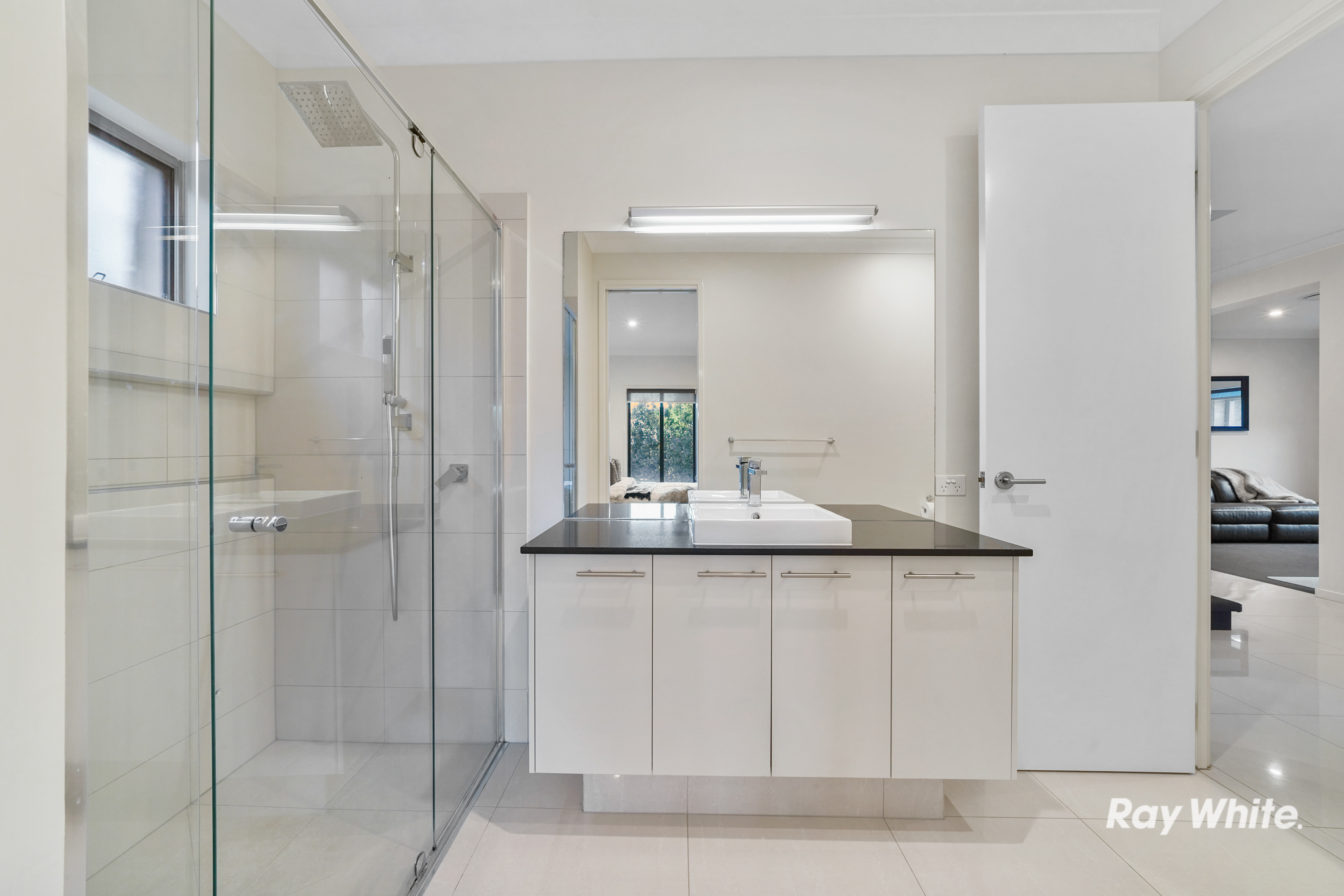 5-bedroom house at 25 Lynette Way, Daisy Hill, QLD 4127, Logan, Queensland