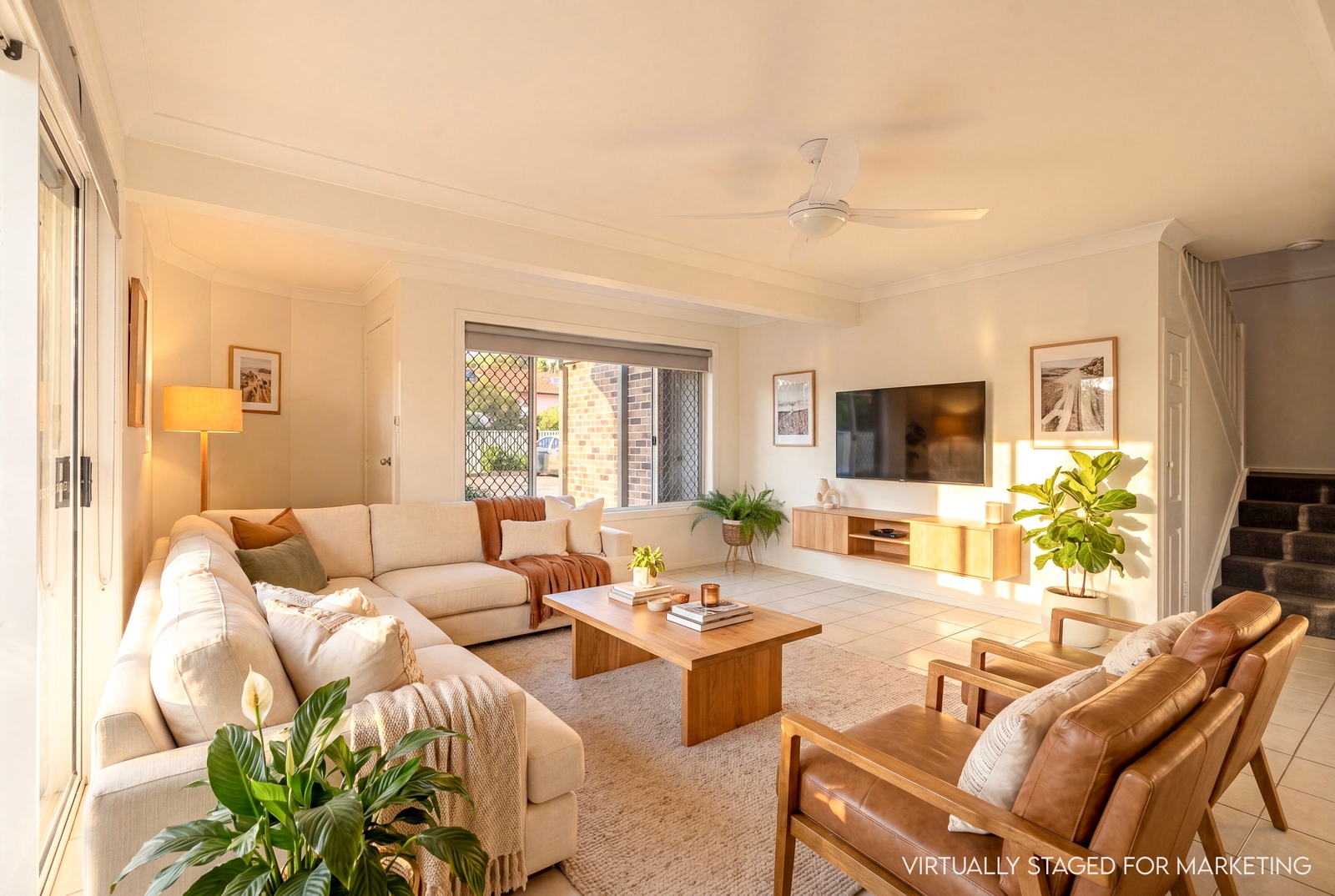 1 11 CUPANIA PLACE, ELANORA QLD 4221 - Image 1