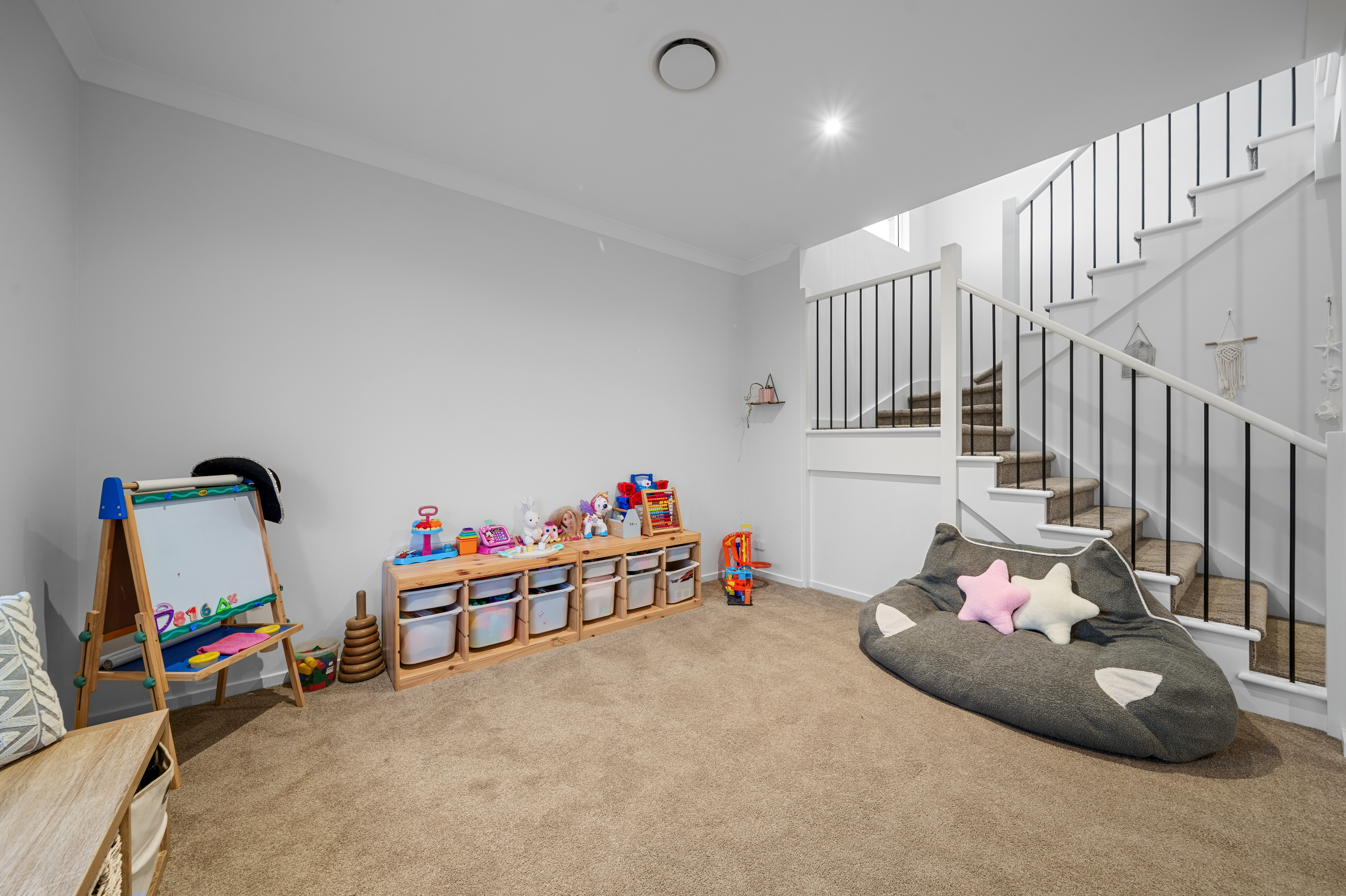 1 LEAFY CLOSE, Burleigh Waters QLD 4220 - Image 10