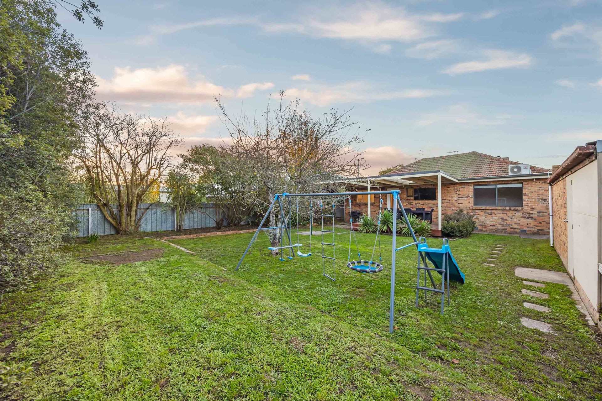 3-bedroom house at 13 Iris Avenue, Wendouree, VIC 3355, Ballarat, Victoria