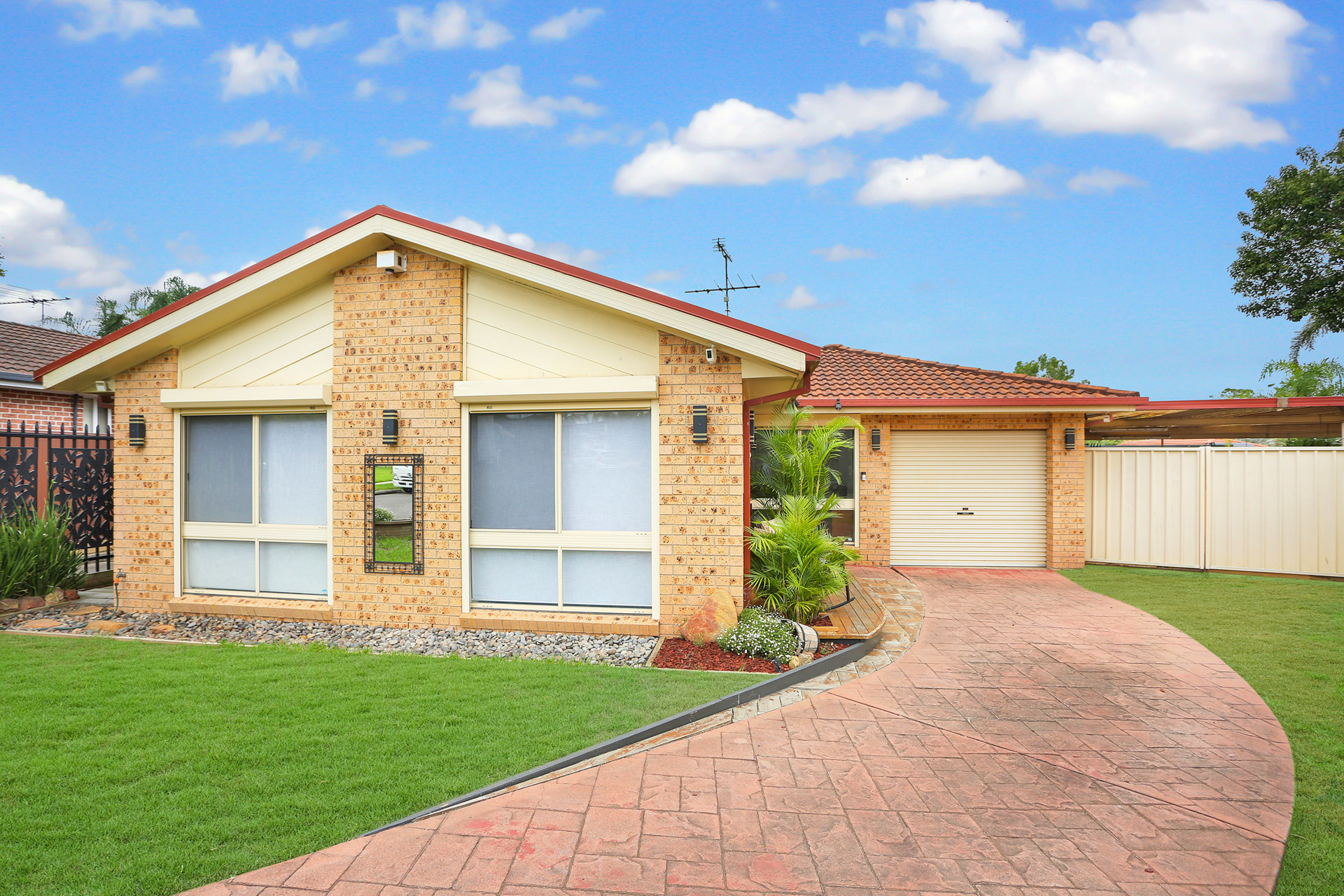 12 Gale Place, Oakhurst, NSW 2761 - Image 1