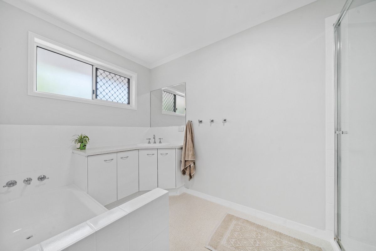 4-bedroom house at 208 Russell Street, Cleveland, QLD 4163, Redland, Queensland