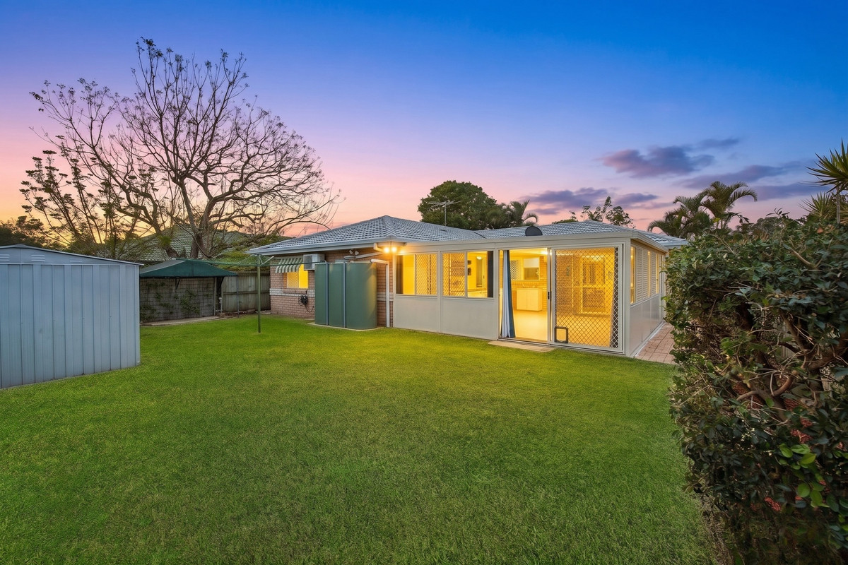 4 LATROBE STREET, Fitzgibbon QLD 4018 - Image 10