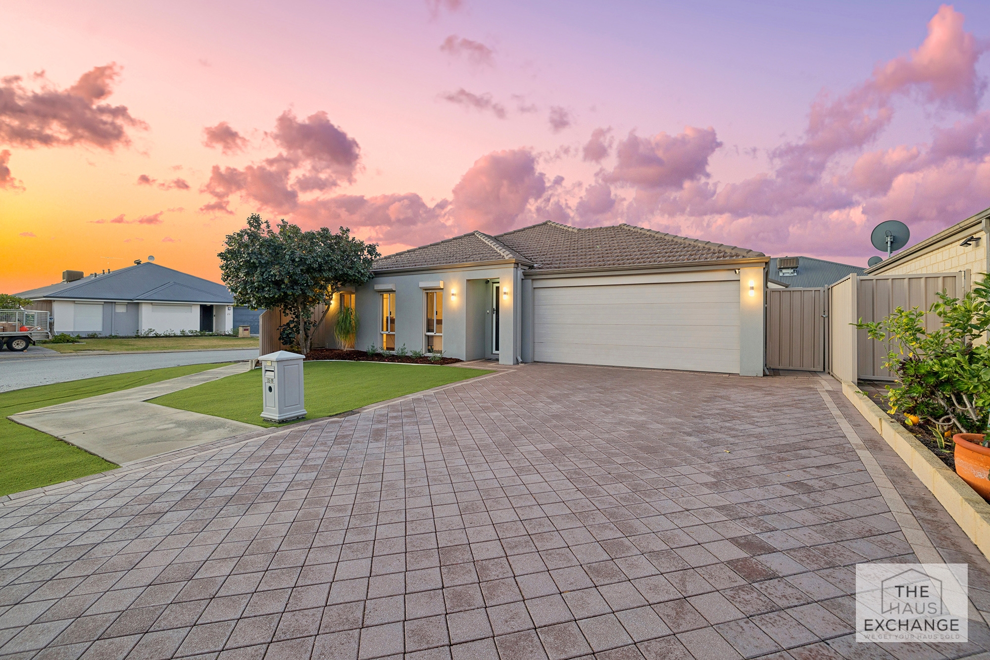15B RANDWICK BEND, Harrisdale WA 6112 - Image 2