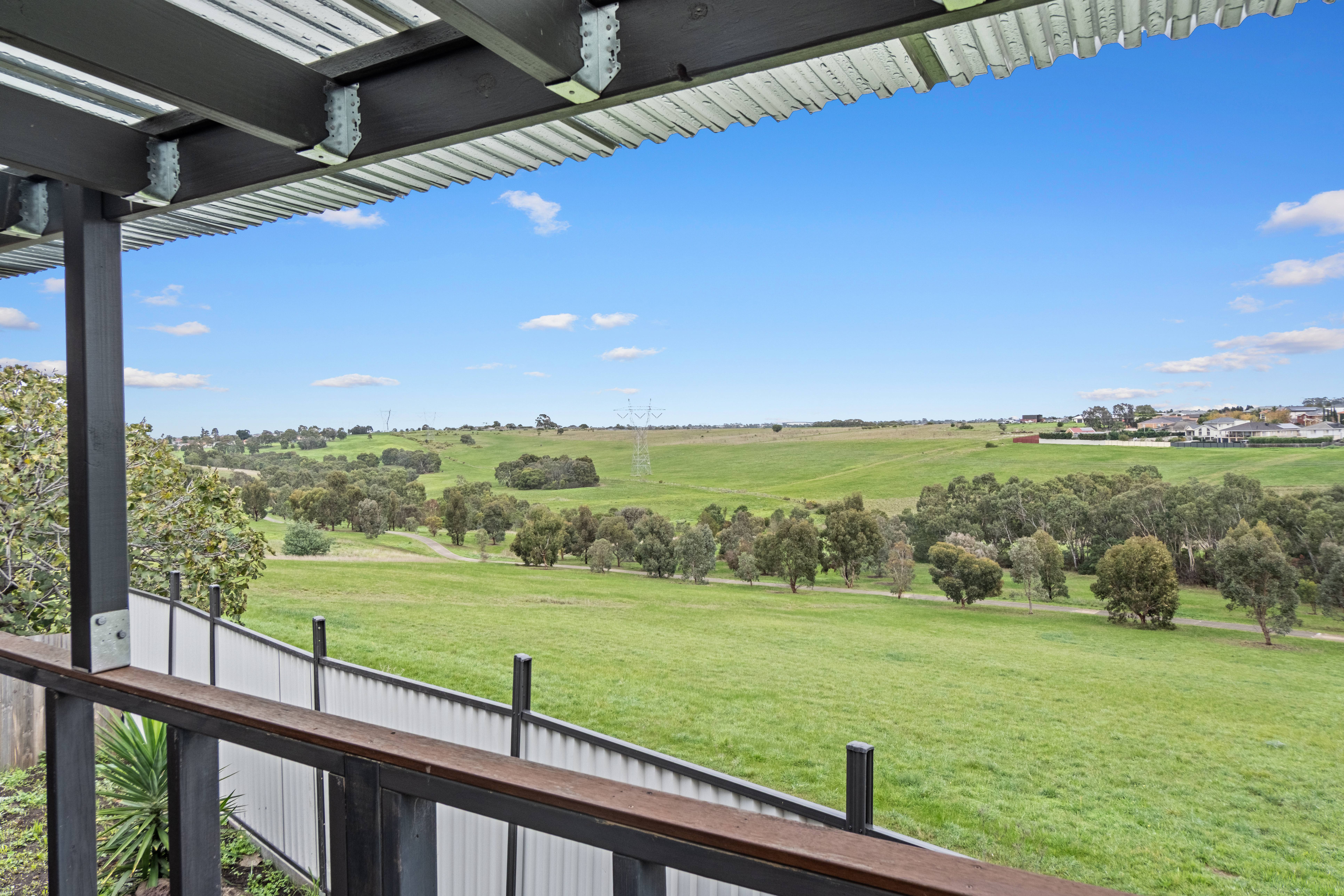 3-bedroom unit at 6/31 Rokewood Crescent, Meadow Heights, VIC 3048, Hume, Victoria