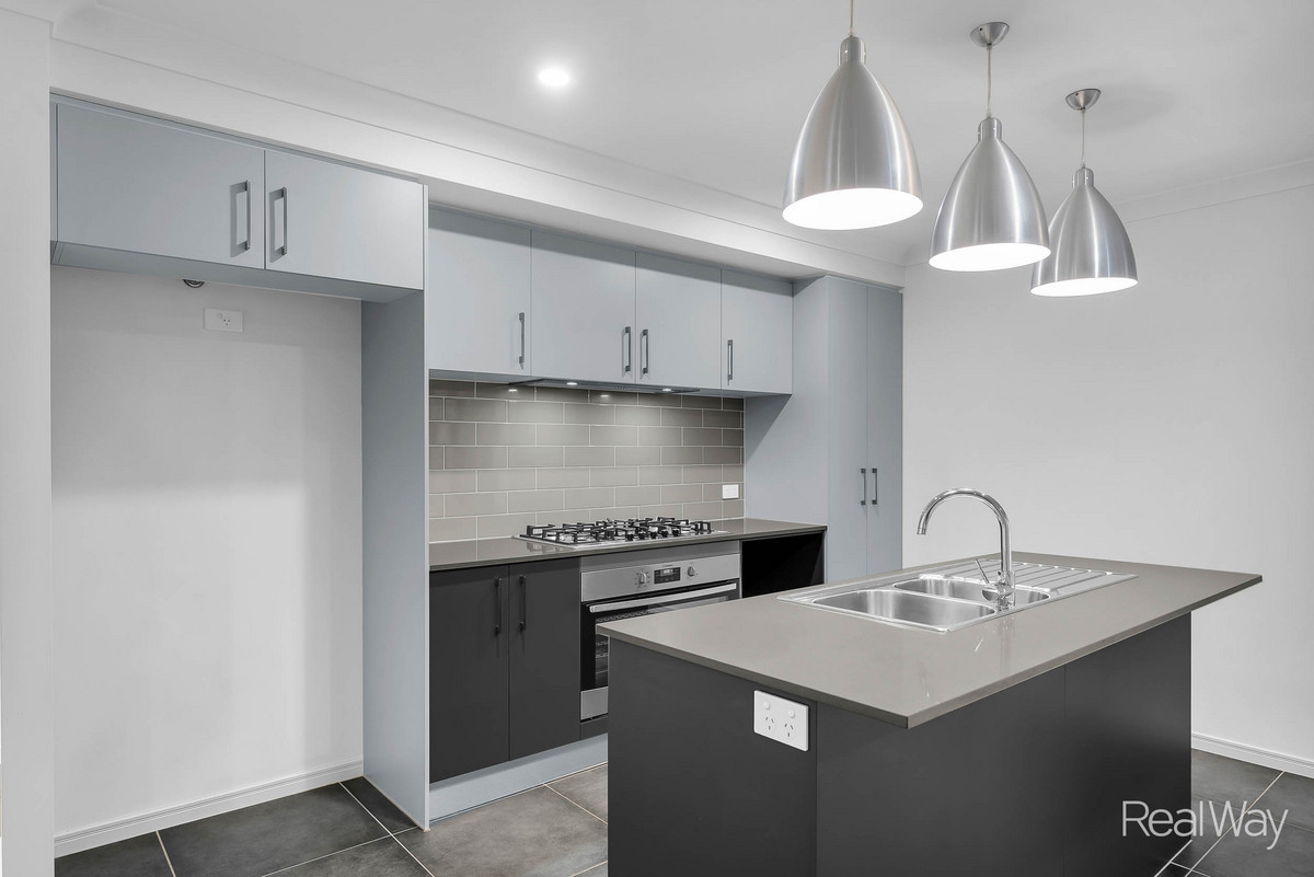 43 Midnight Crescent, Spring Mountain, Qld, 4300 - Image 5