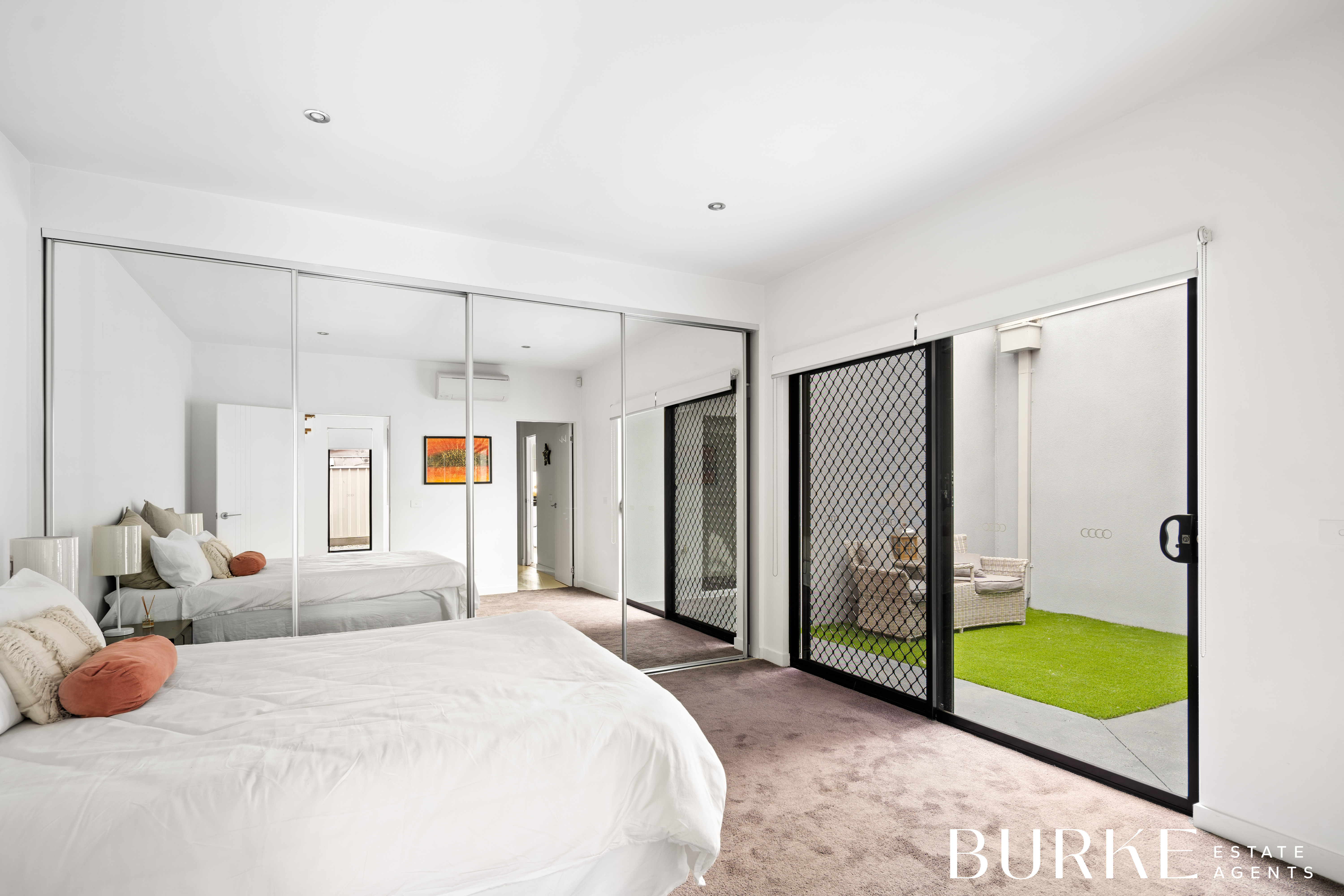 2 87 CANNING STREET, AVONDALE HEIGHTS VIC 3034 - Image 9