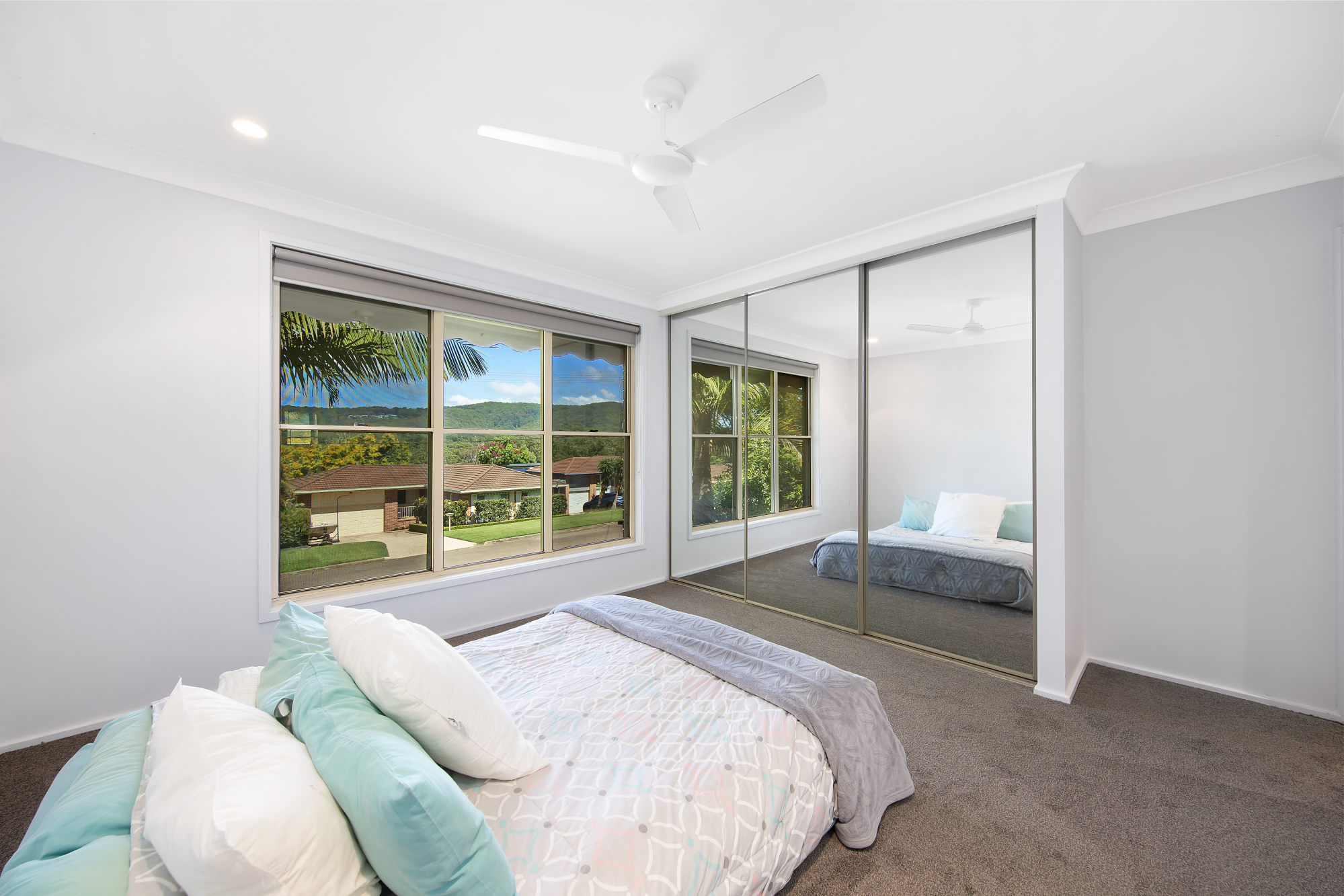 5-bedroom house at 21 Highview Street, Tumbi Umbi, NSW 2261, , New South Wales