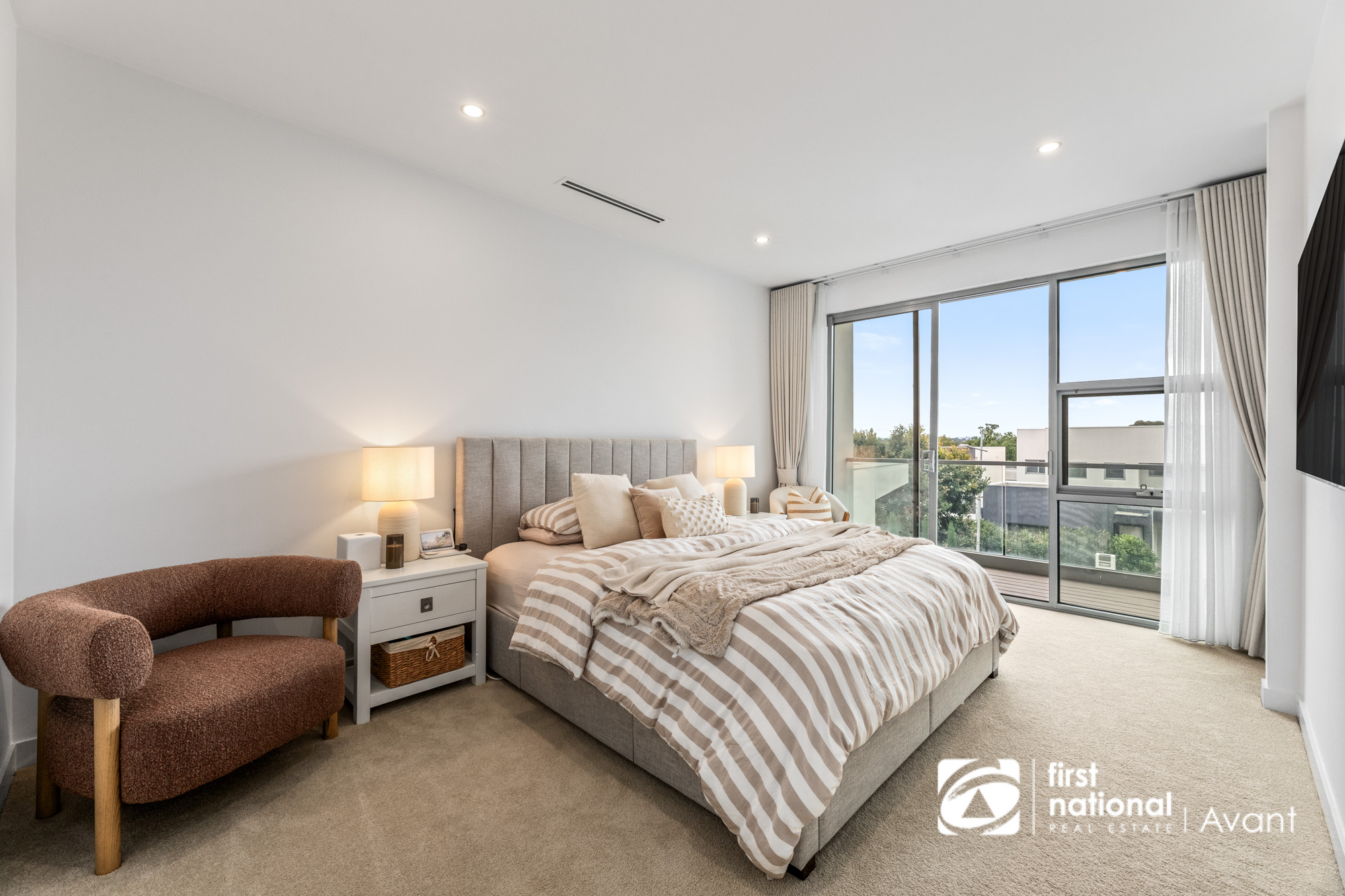 10 Linnaker Place, Kew, VIC 3101 - Image 7