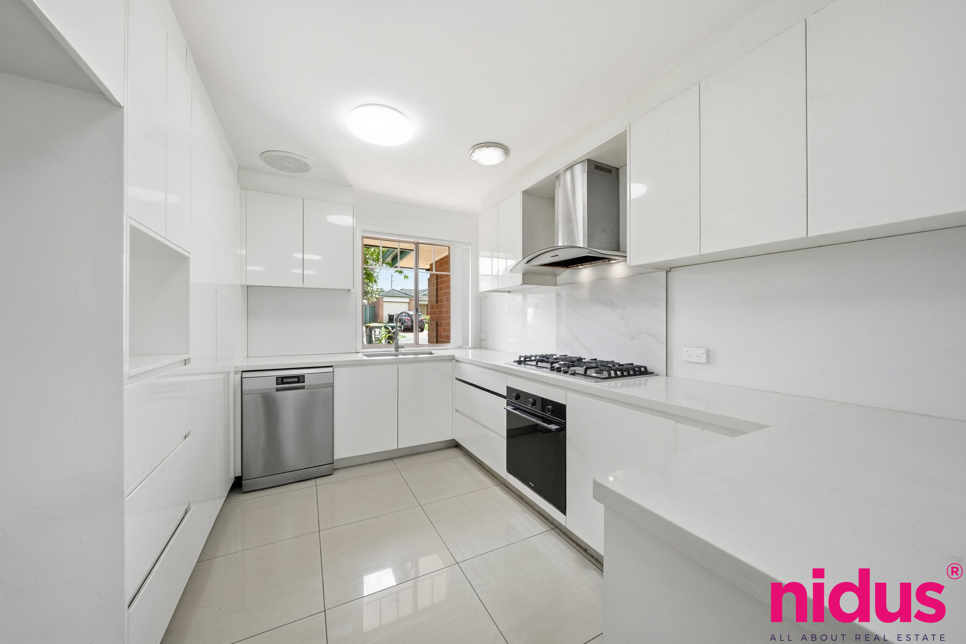 13 Minahan Place, Plumpton, NSW 2761 - Image 4