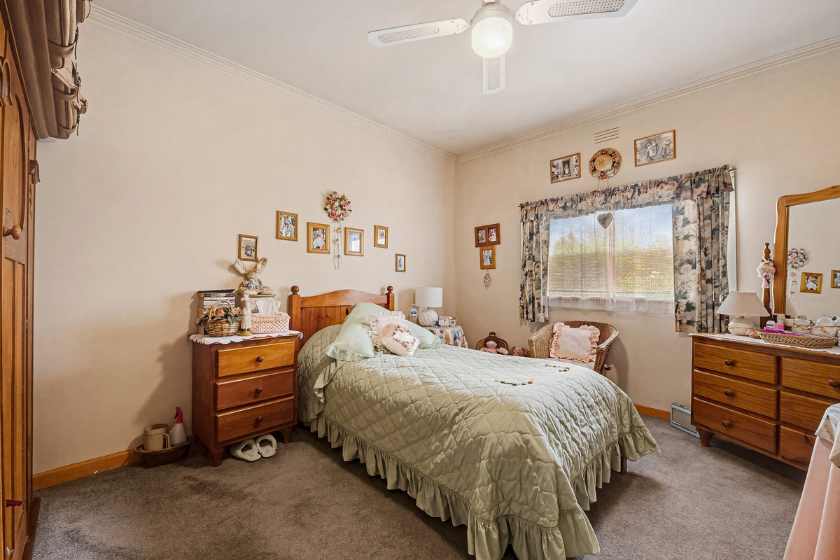 48 Chapel Street, Wedderburn, Vic, 3518 - Image 5