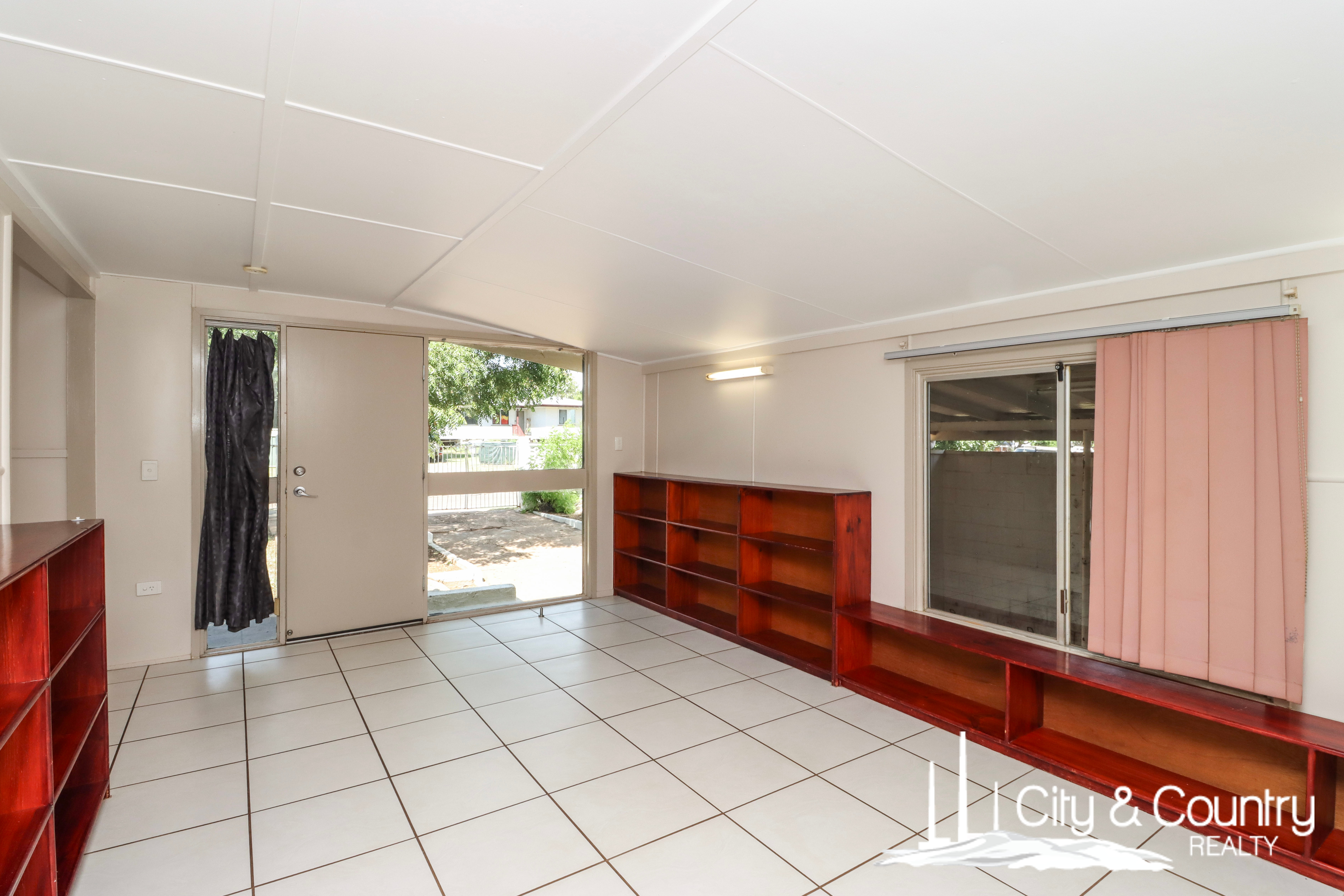 14 Diane Street, Mount Isa, Qld, 4825 - Image 5
