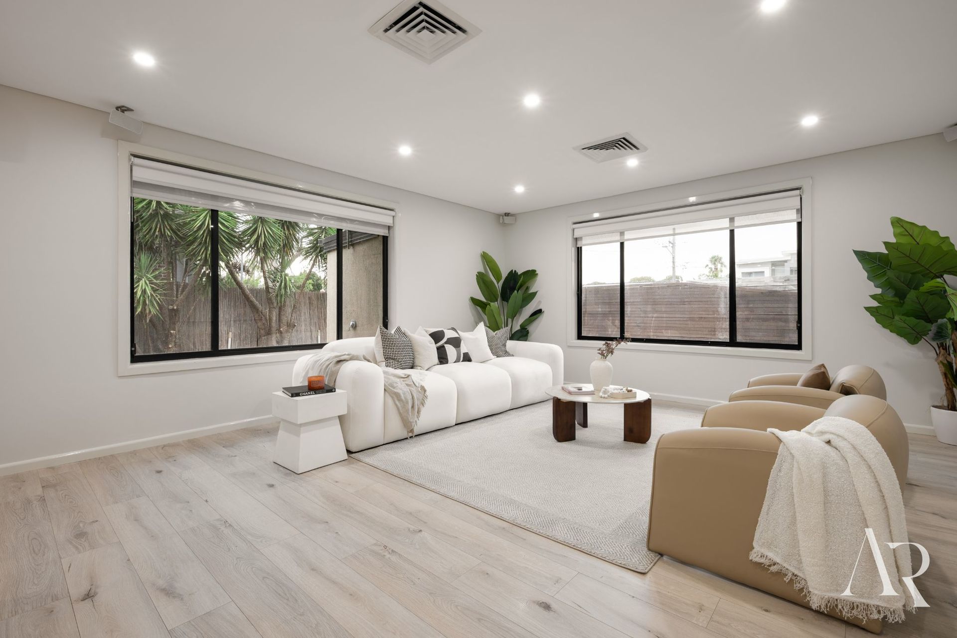 130 Flinders Road, Georges Hall, NSW 2198 - Image 4