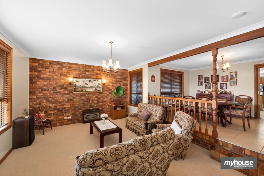 16 STUMM STREET, Kearneys Spring QLD 4350 - Image 2