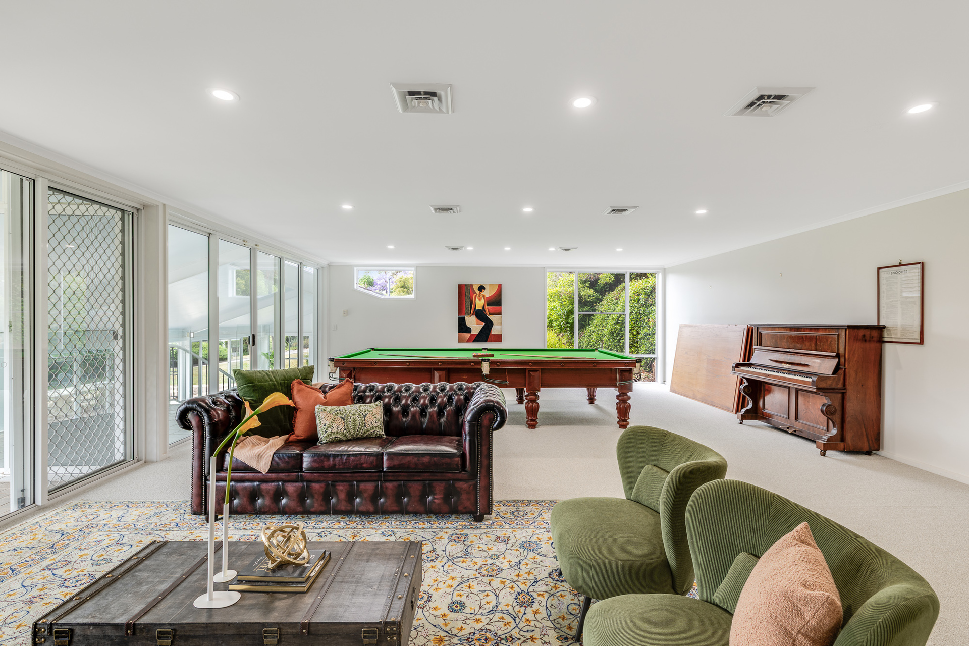 7-bedroom house at 7 Curzon Street, Mount Lofty, QLD 4350, , Queensland