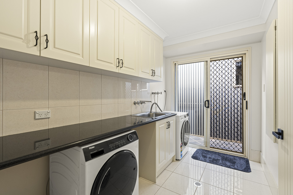 5-bedroom house at 28 Trevean Drive, Kleinton, QLD 4352, Toowoomba, Queensland