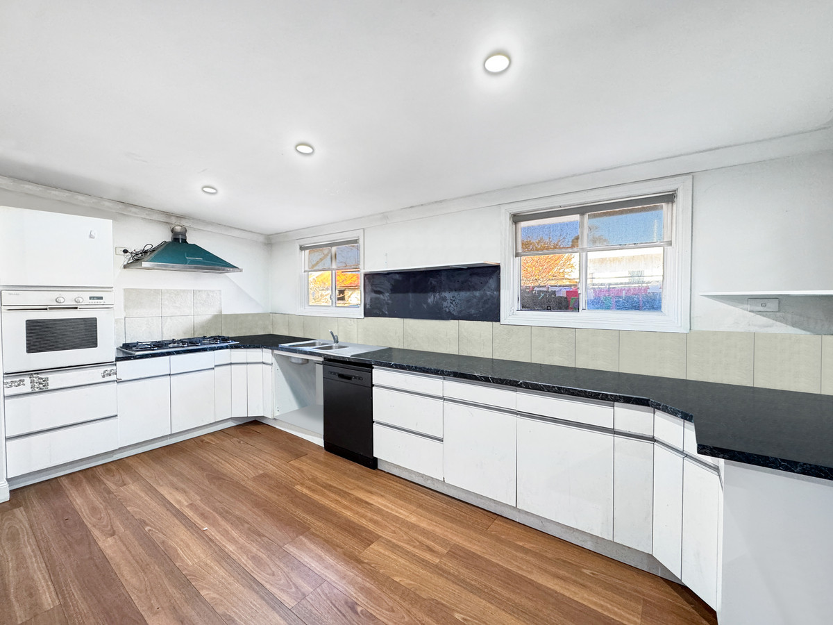 3-bedroom unit at 13 Albert Street Hermitage Flat, Lithgow, Nsw, 2790, Lithgow, New South Wales