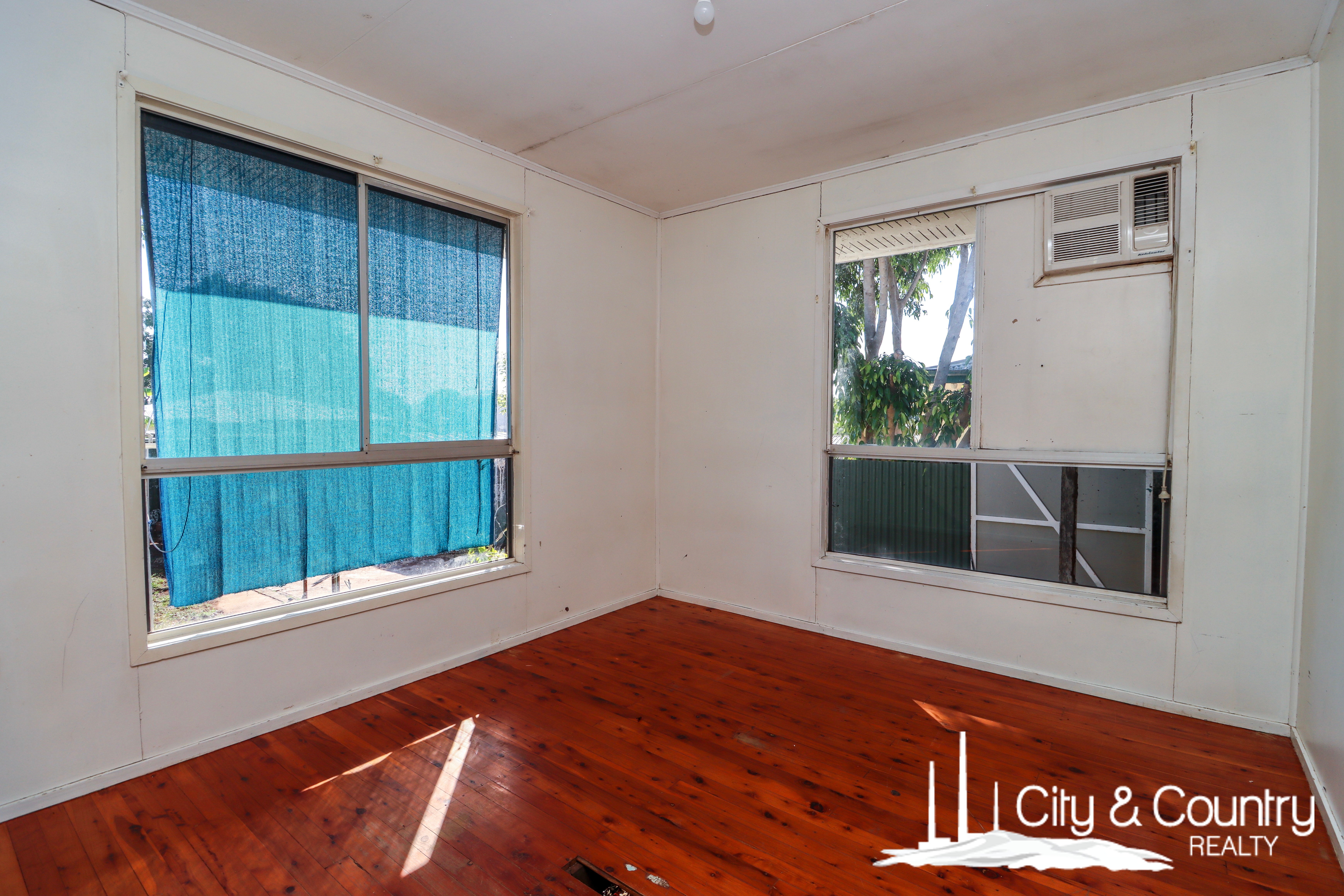 37 Pelican Road, Mount Isa, Qld, 4825 - Image 7